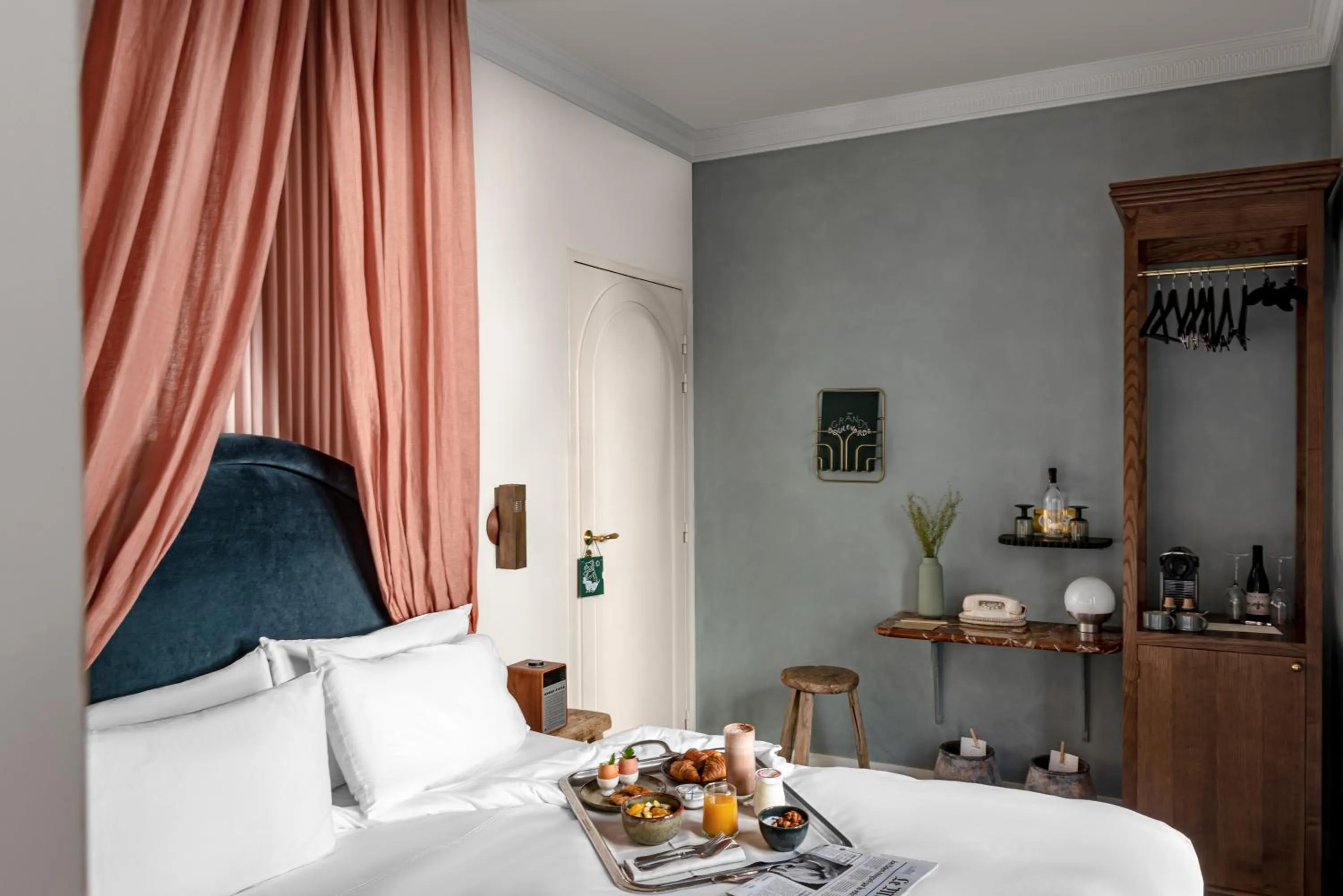 Bedroom, Bed in Grands Boulevards Experimental