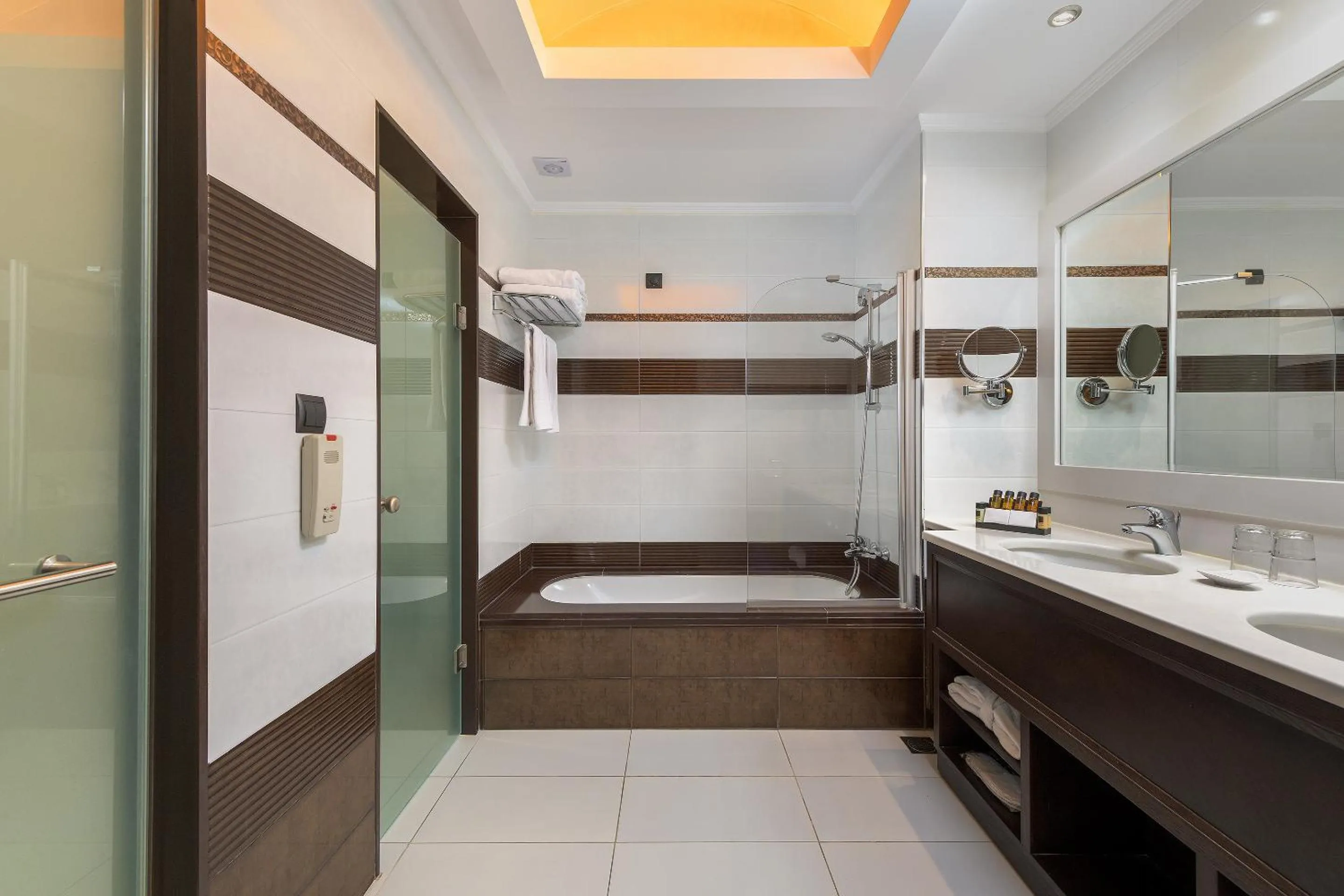 Bathroom in La Marquise Luxury Resort Complex