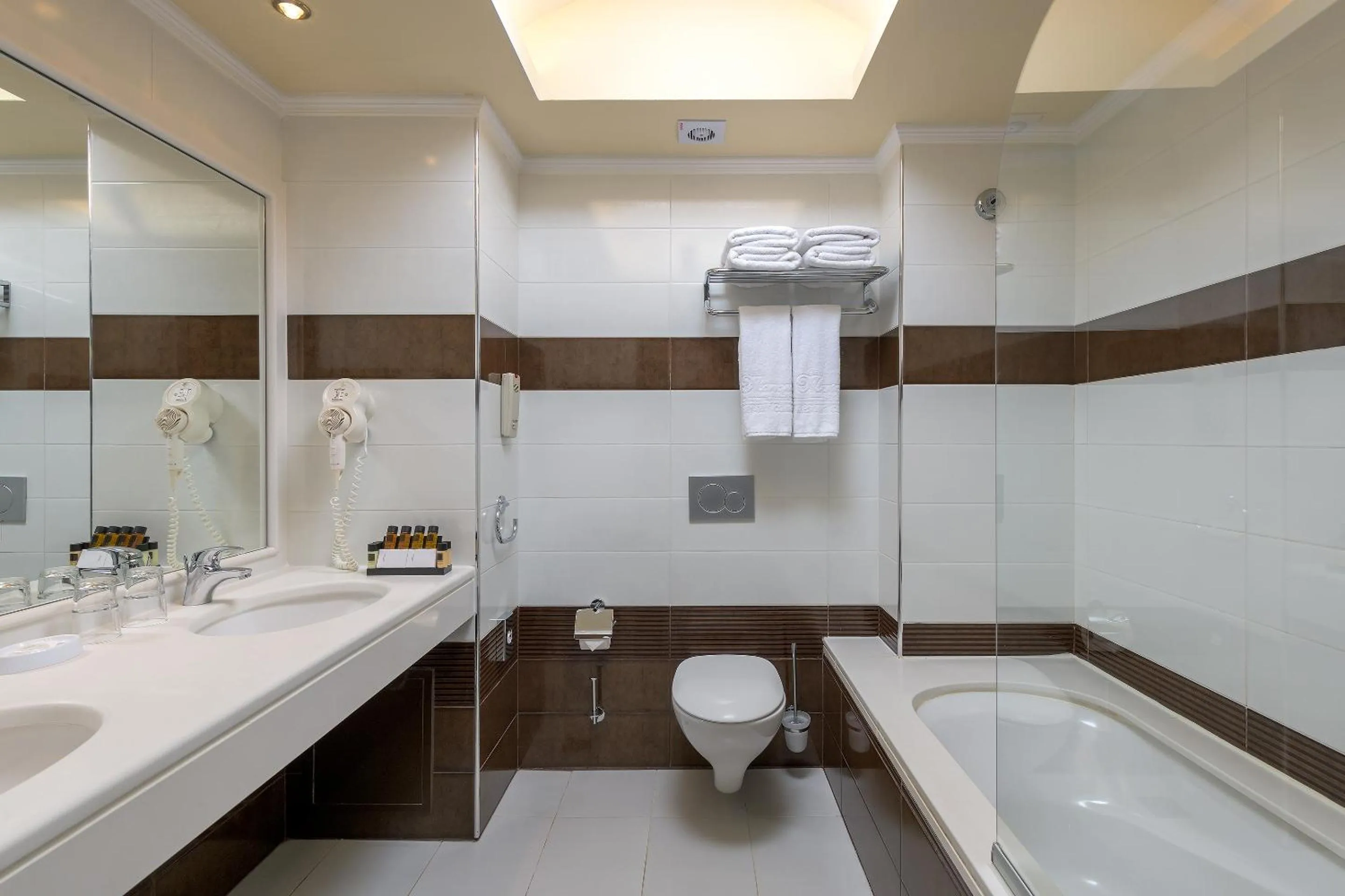 Bathroom in La Marquise Luxury Resort Complex