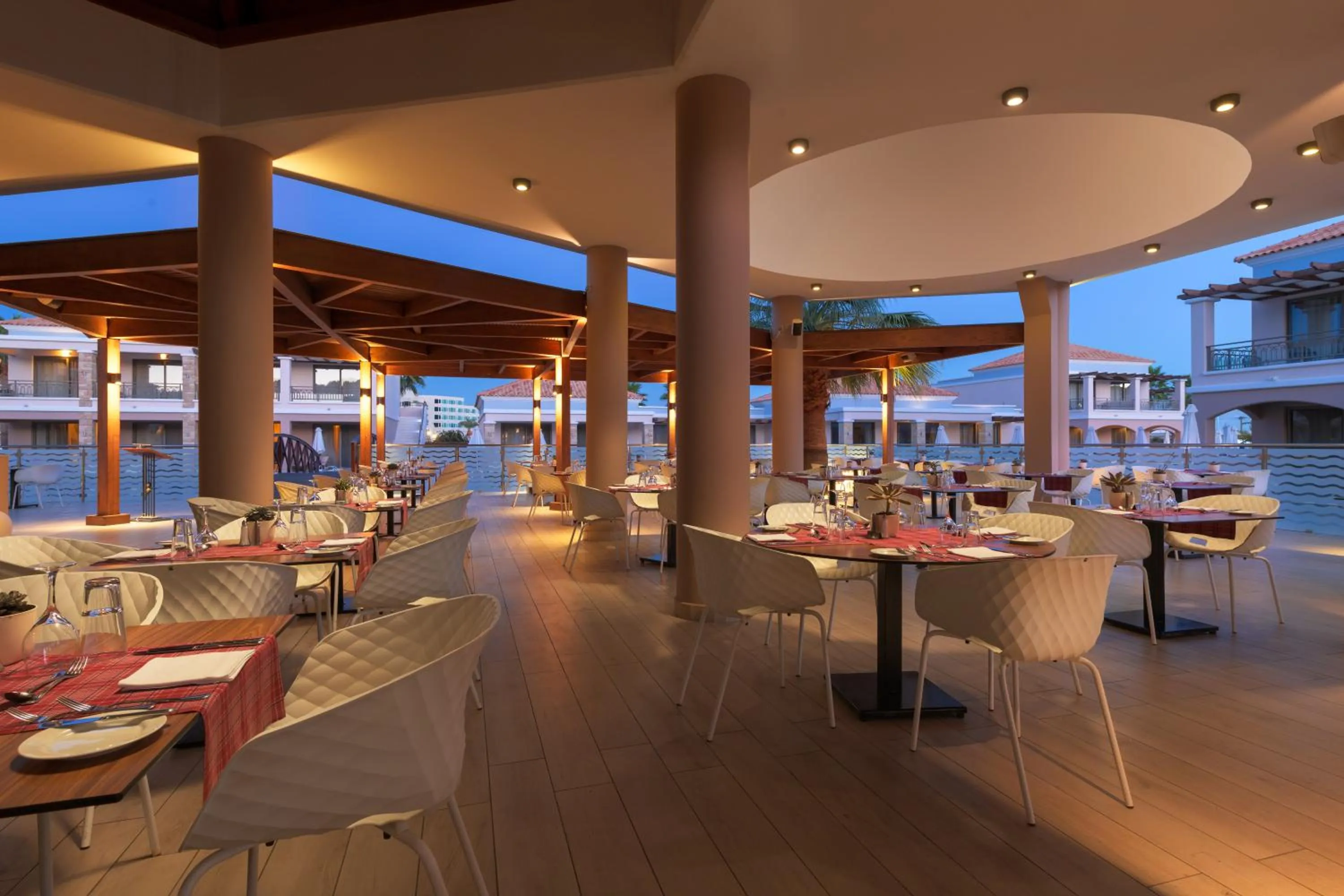 Restaurant/places to eat in La Marquise Luxury Resort Complex