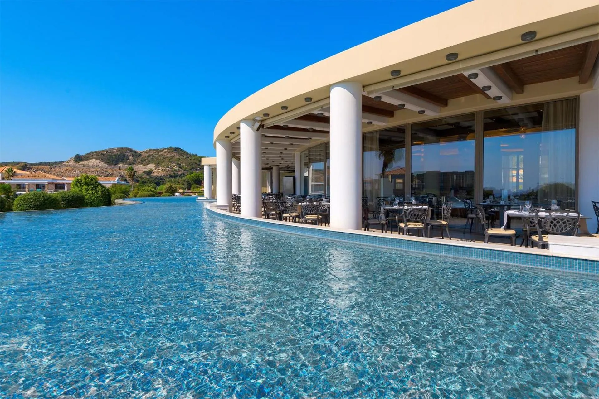 Restaurant/places to eat in La Marquise Luxury Resort Complex