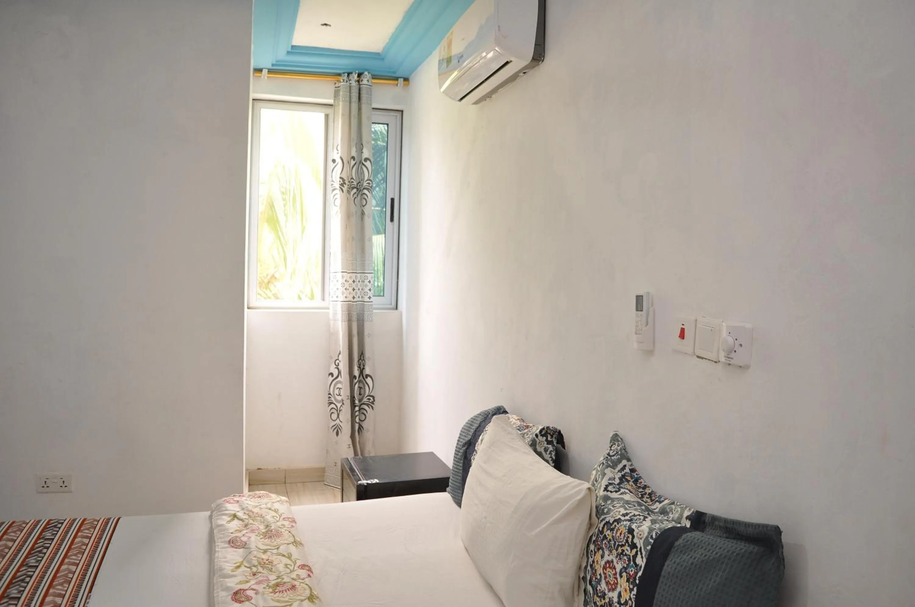 Bed in BB Tributary Hotel