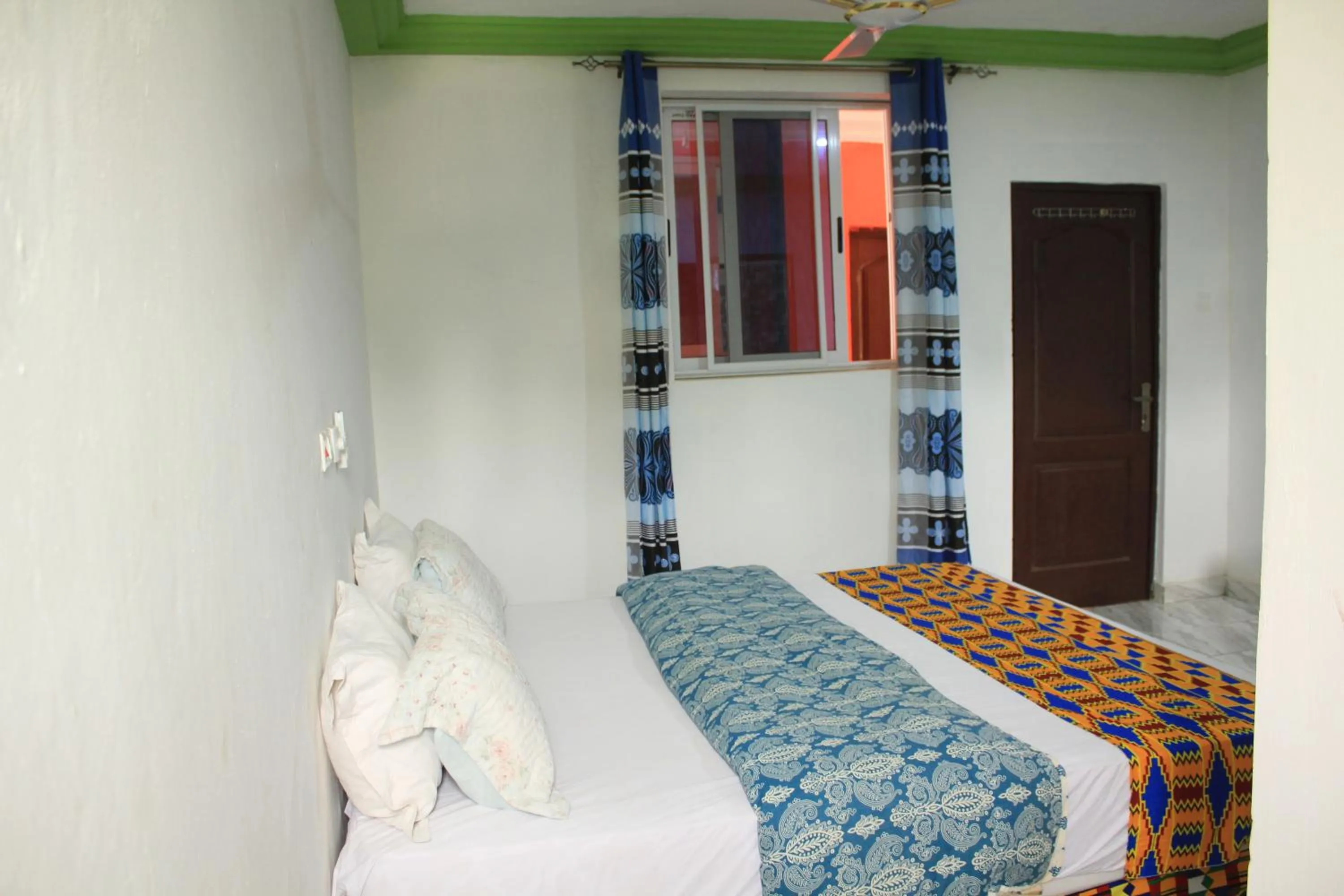 Bed in BB Tributary Hotel