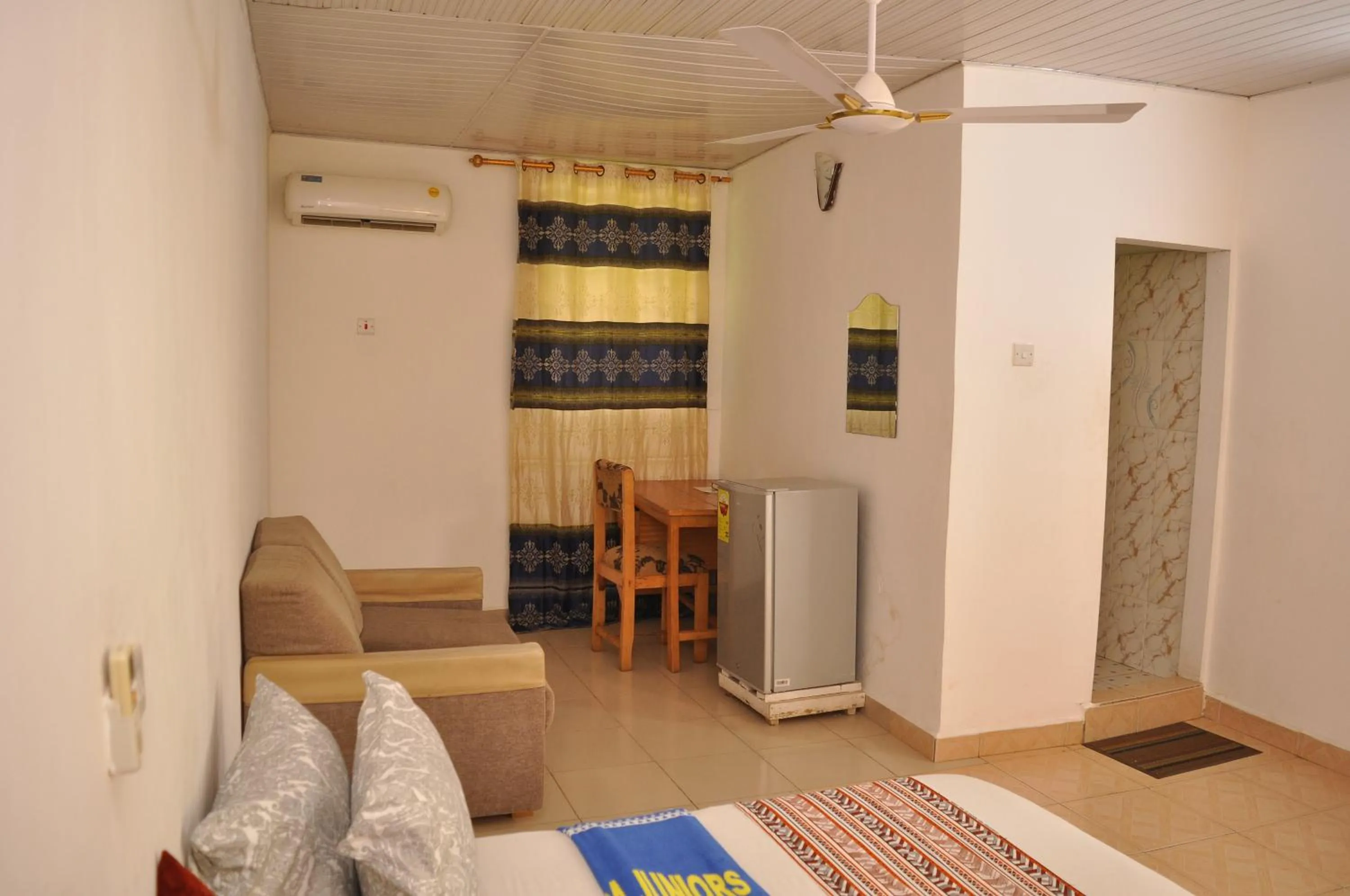 Bed in BB Tributary Hotel