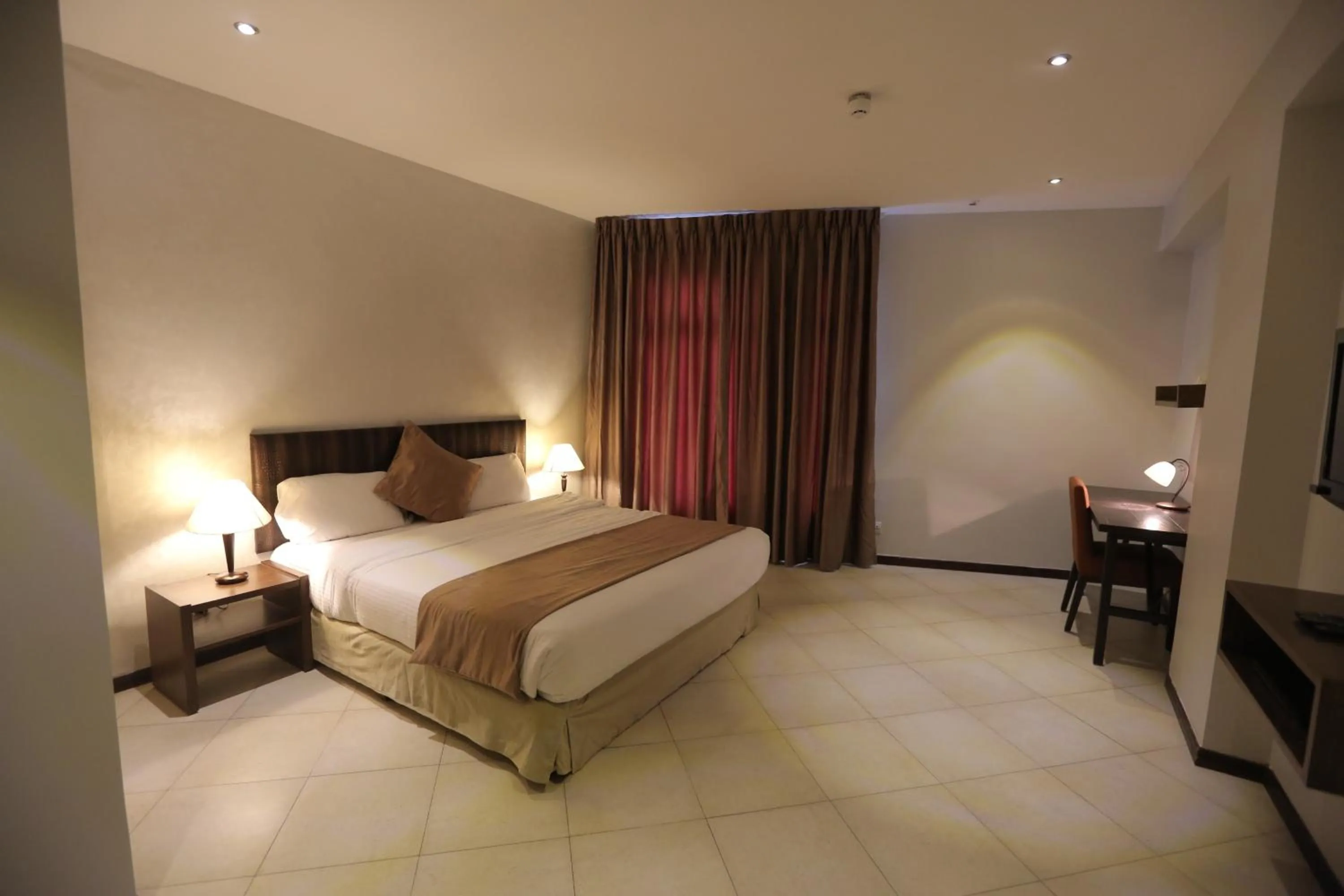 Bedroom, Bed in Jabal Amman Hotel (Heritage House)