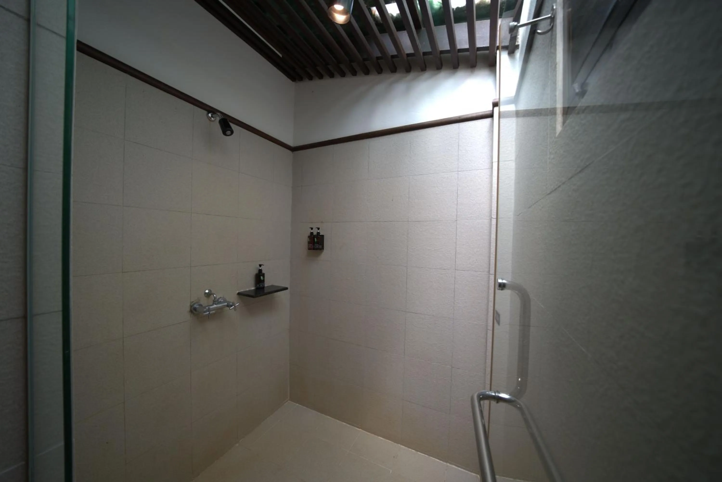 Shower in Ao Prao Resort