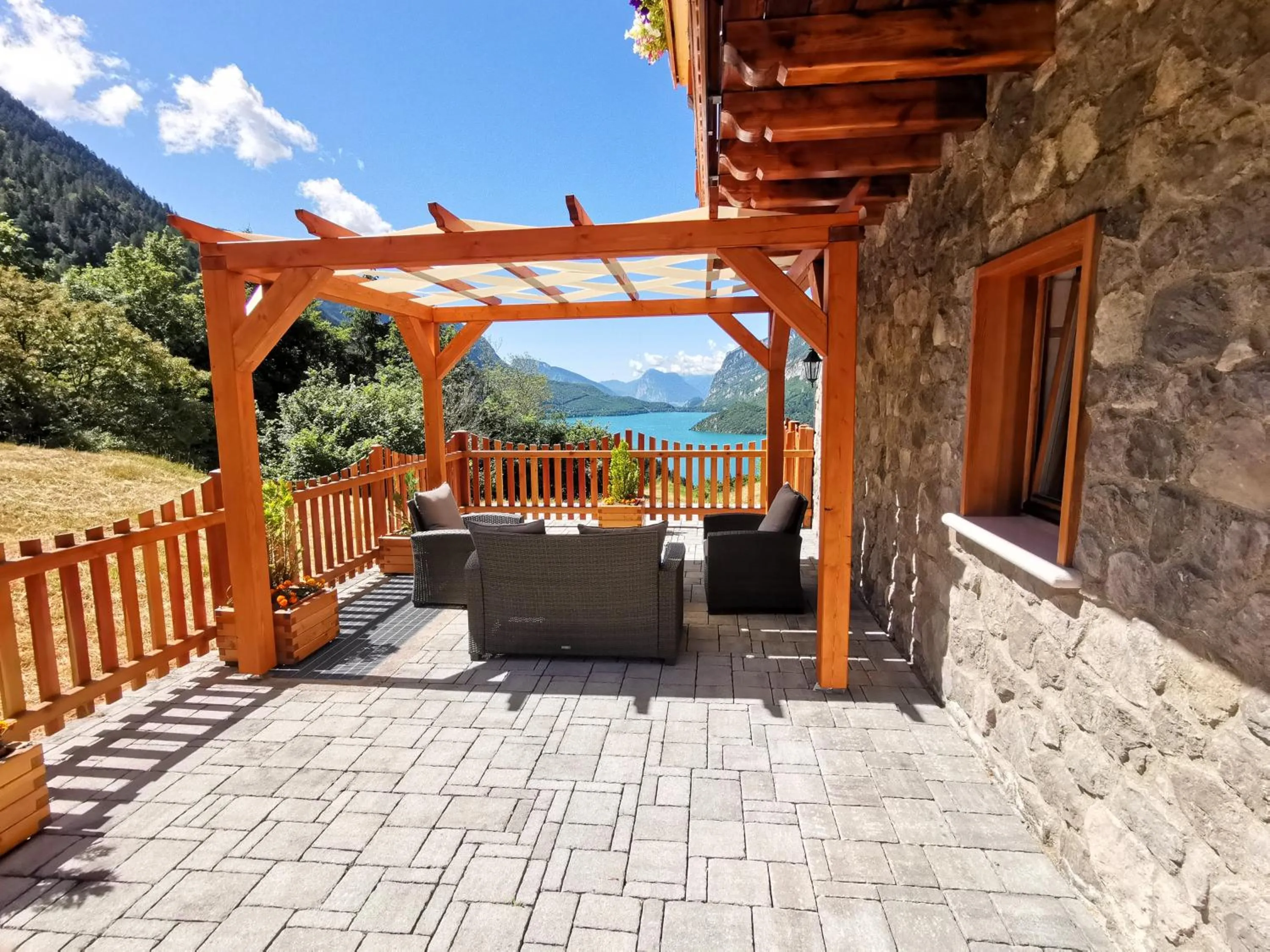 Balcony/Terrace in Agriturismo Ai Castioni
