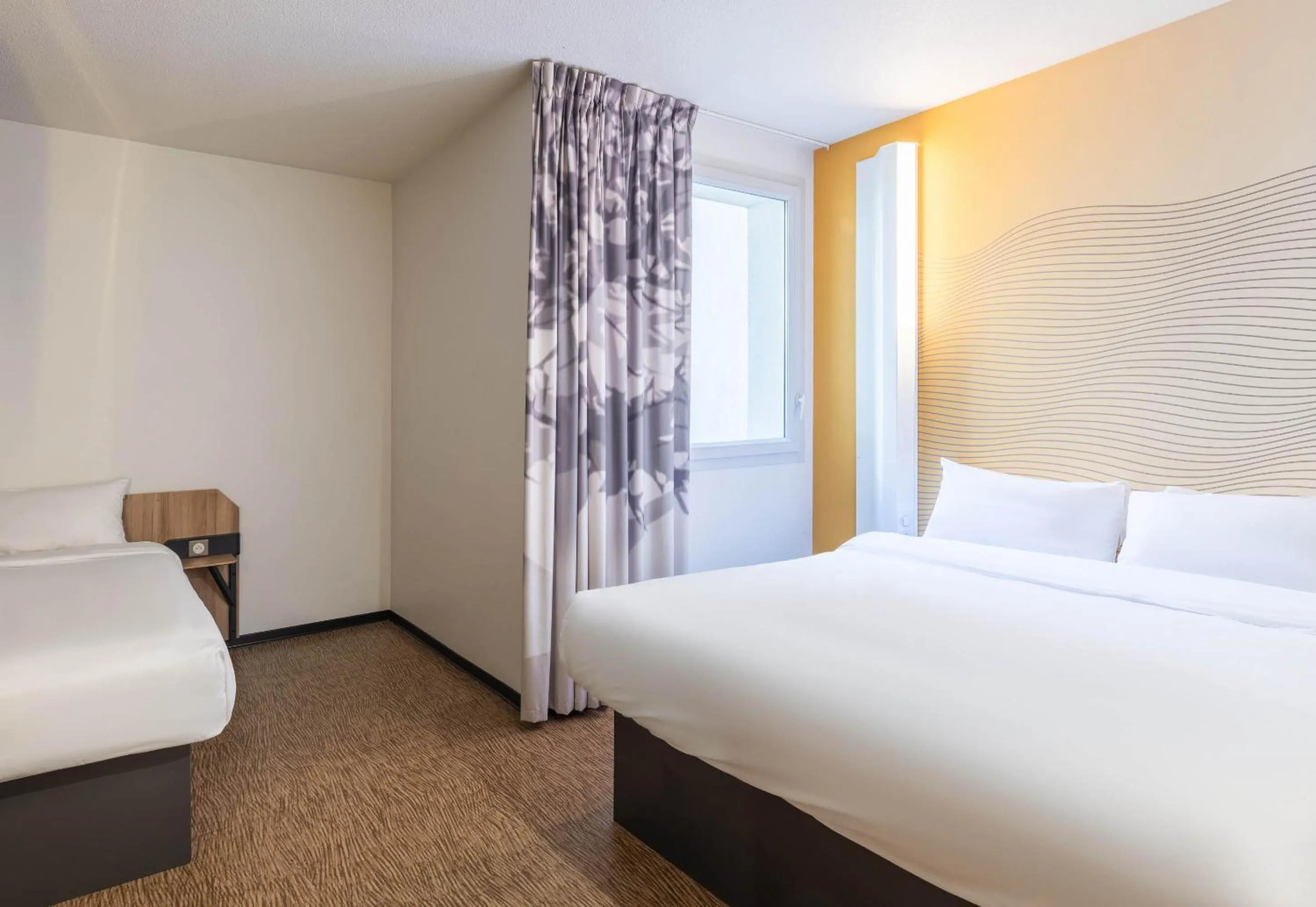 Bedroom, Bed in B&B HOTEL LYON Centre Perrache