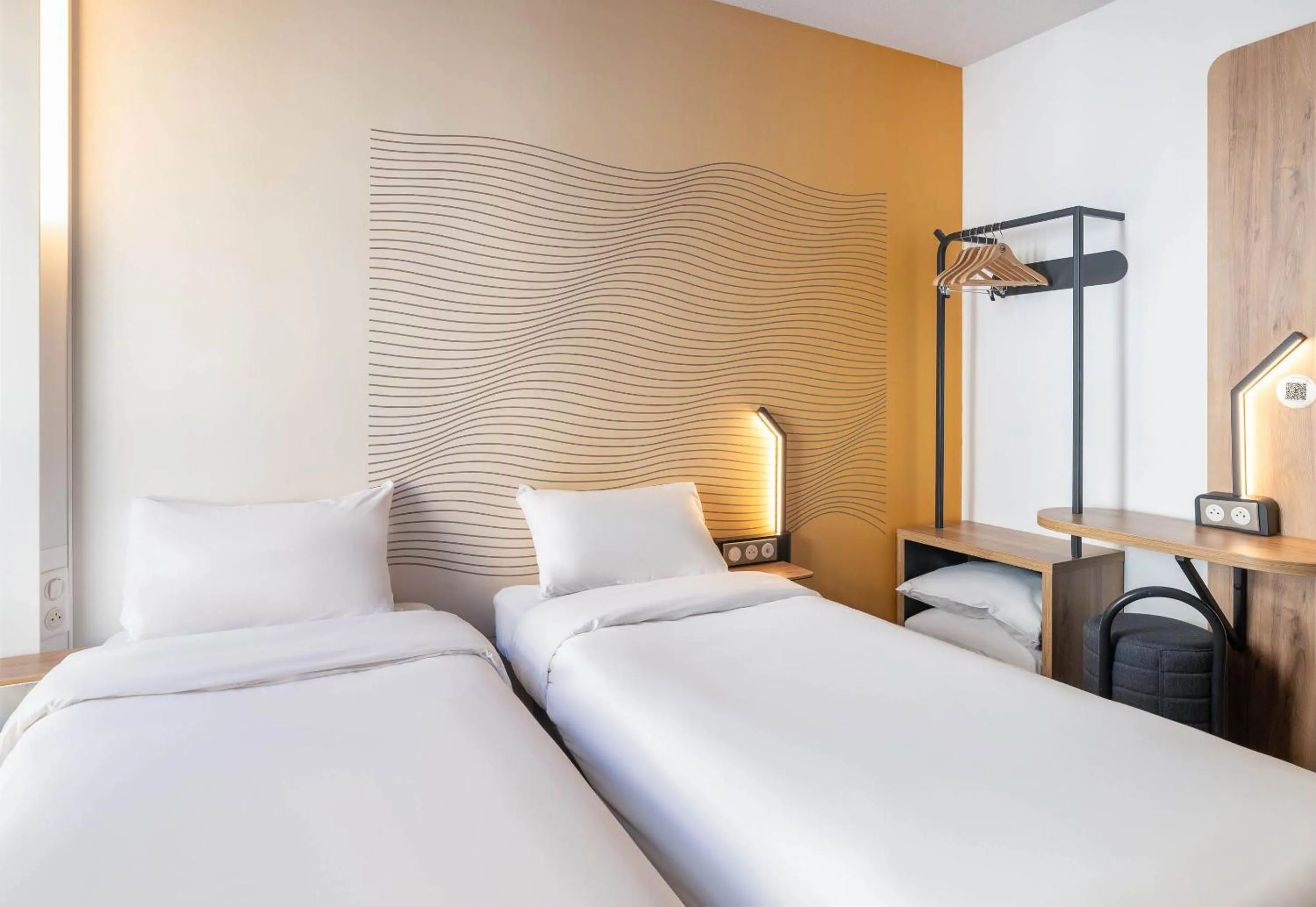 Bedroom, Bed in B&B HOTEL LYON Centre Perrache