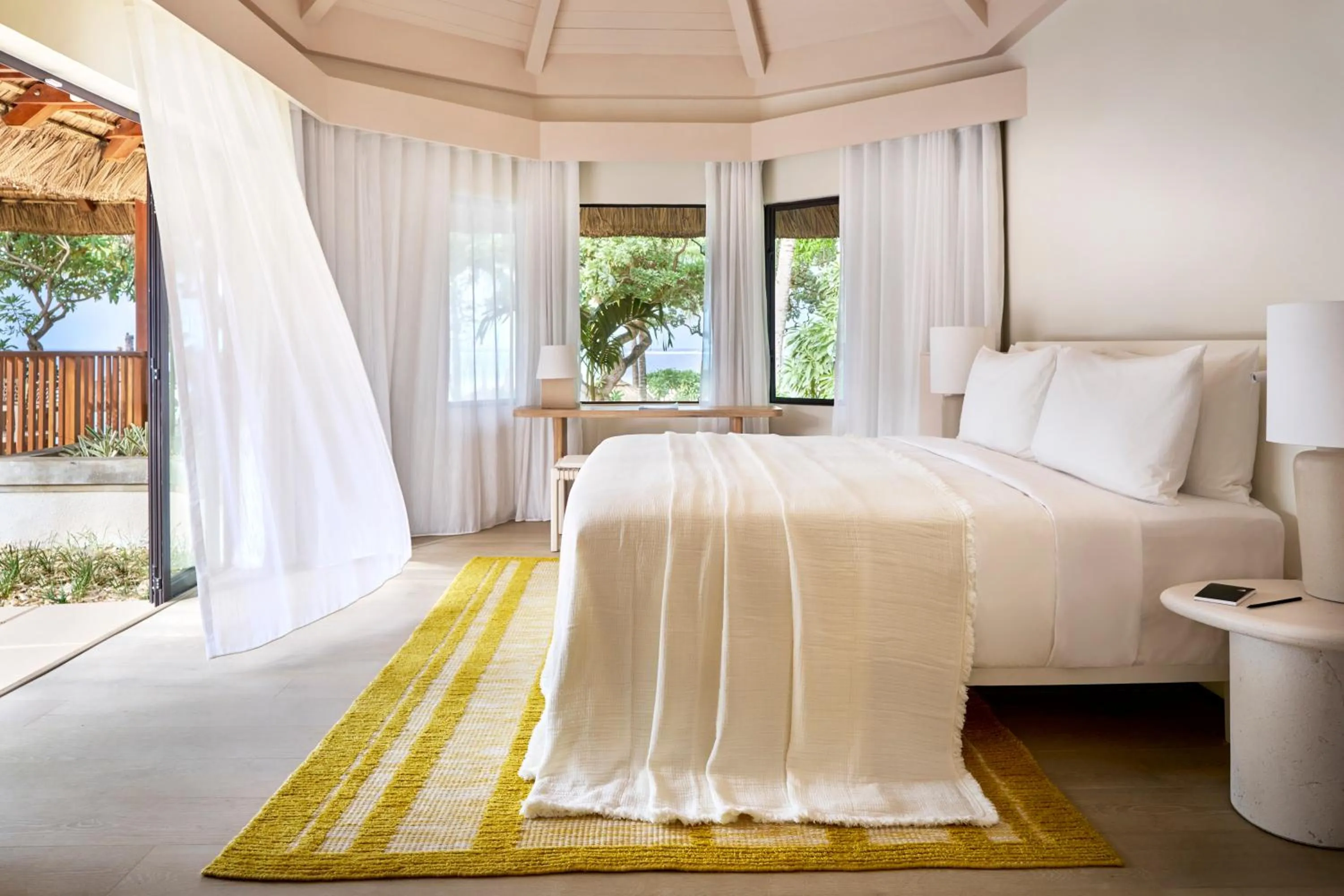 Bedroom, Bed in LUX* Belle Mare Resort & Villas
