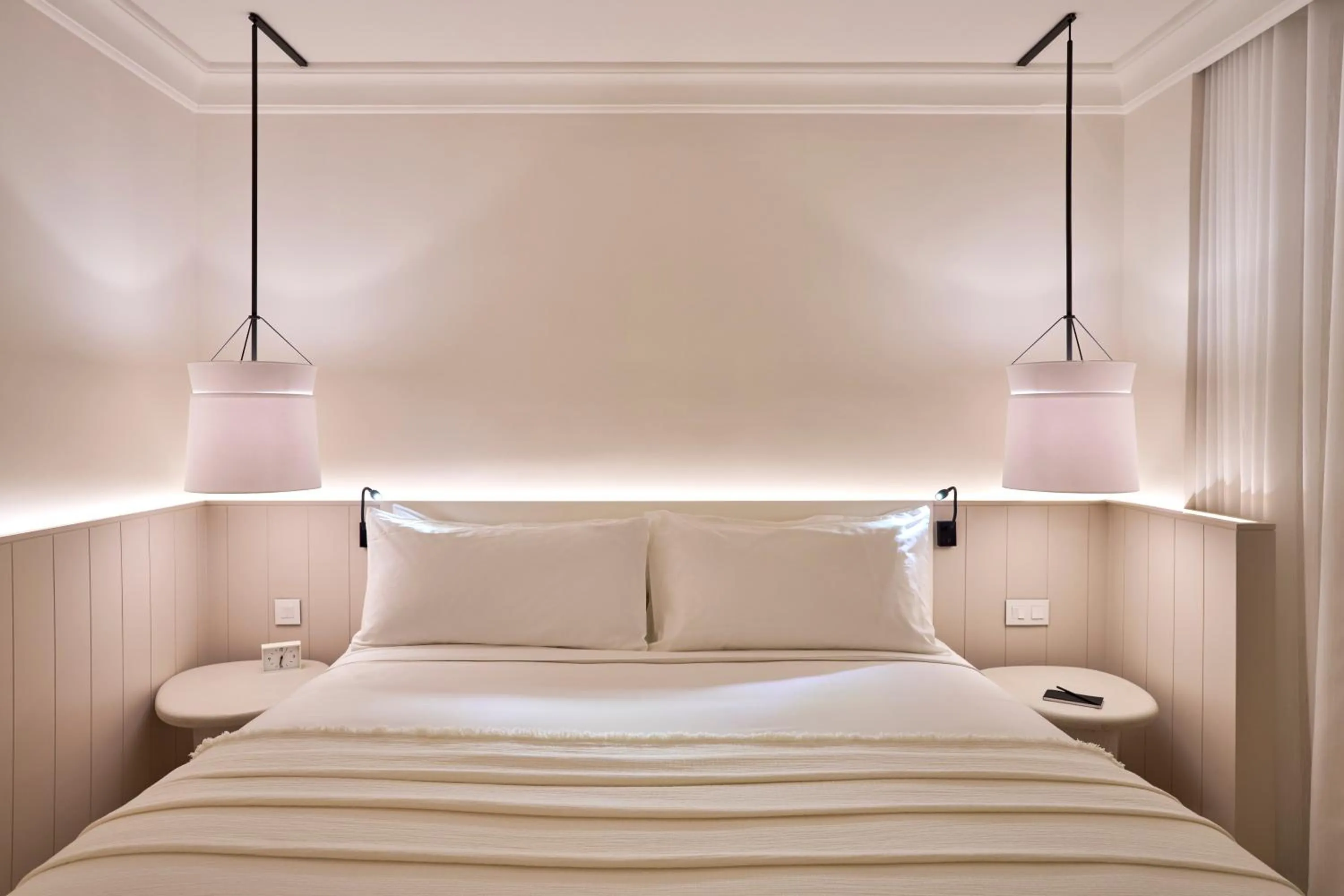 Bedroom, Bed in LUX* Belle Mare Resort & Villas