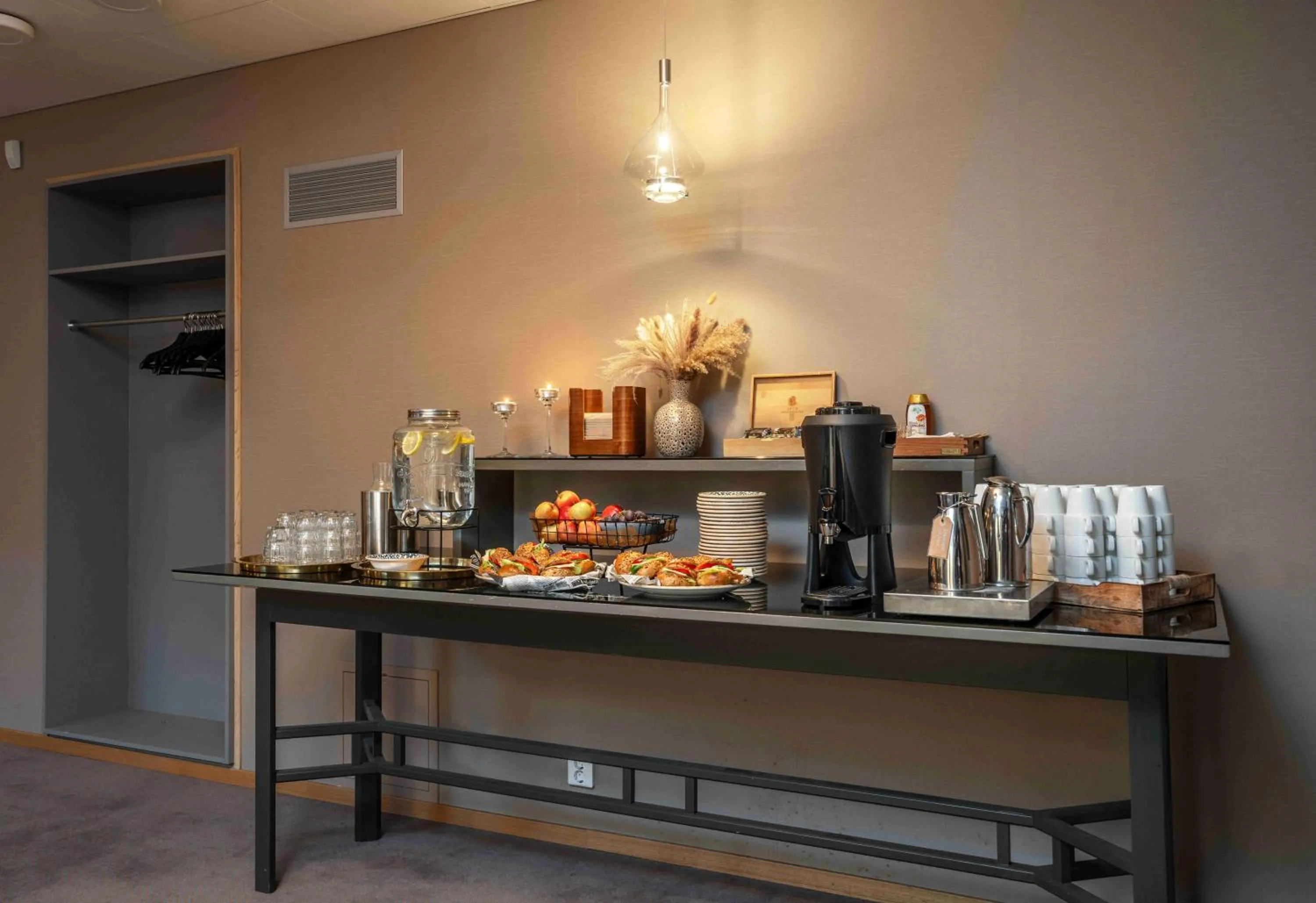 Meeting/conference room in Thon Partner Hotel Dockyard