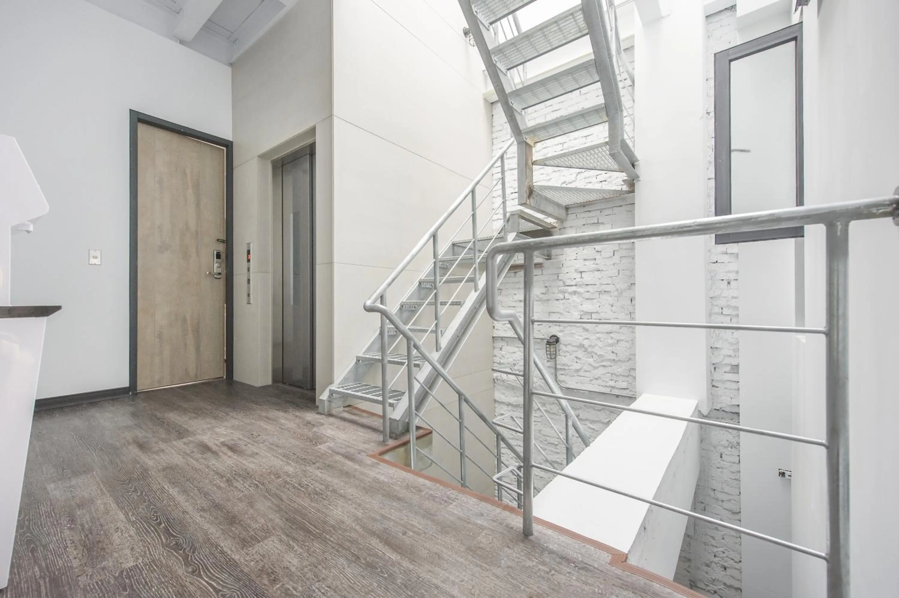 Property building in OX Suites