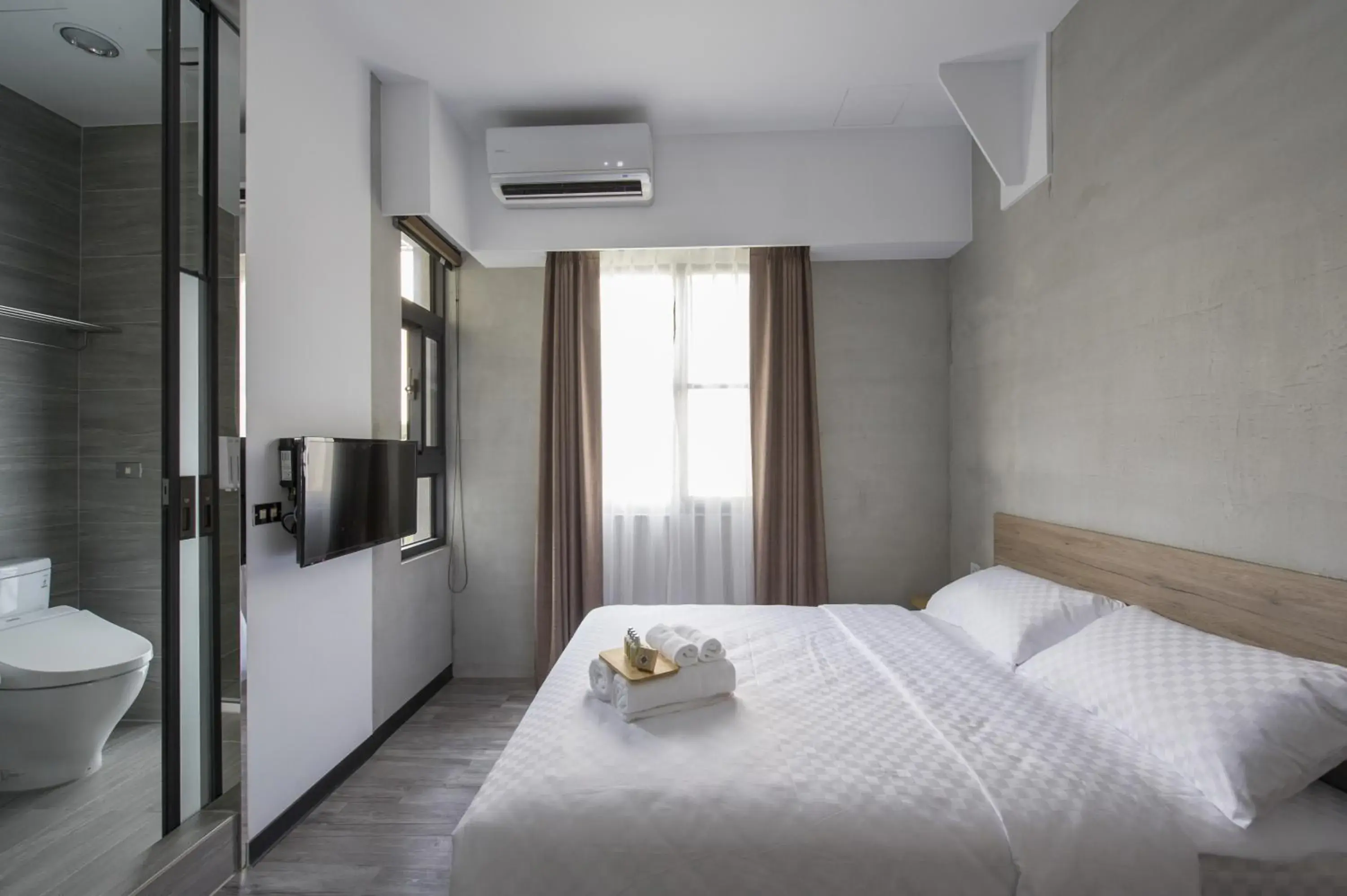 Bed in OX Suites Bed in OX Suites