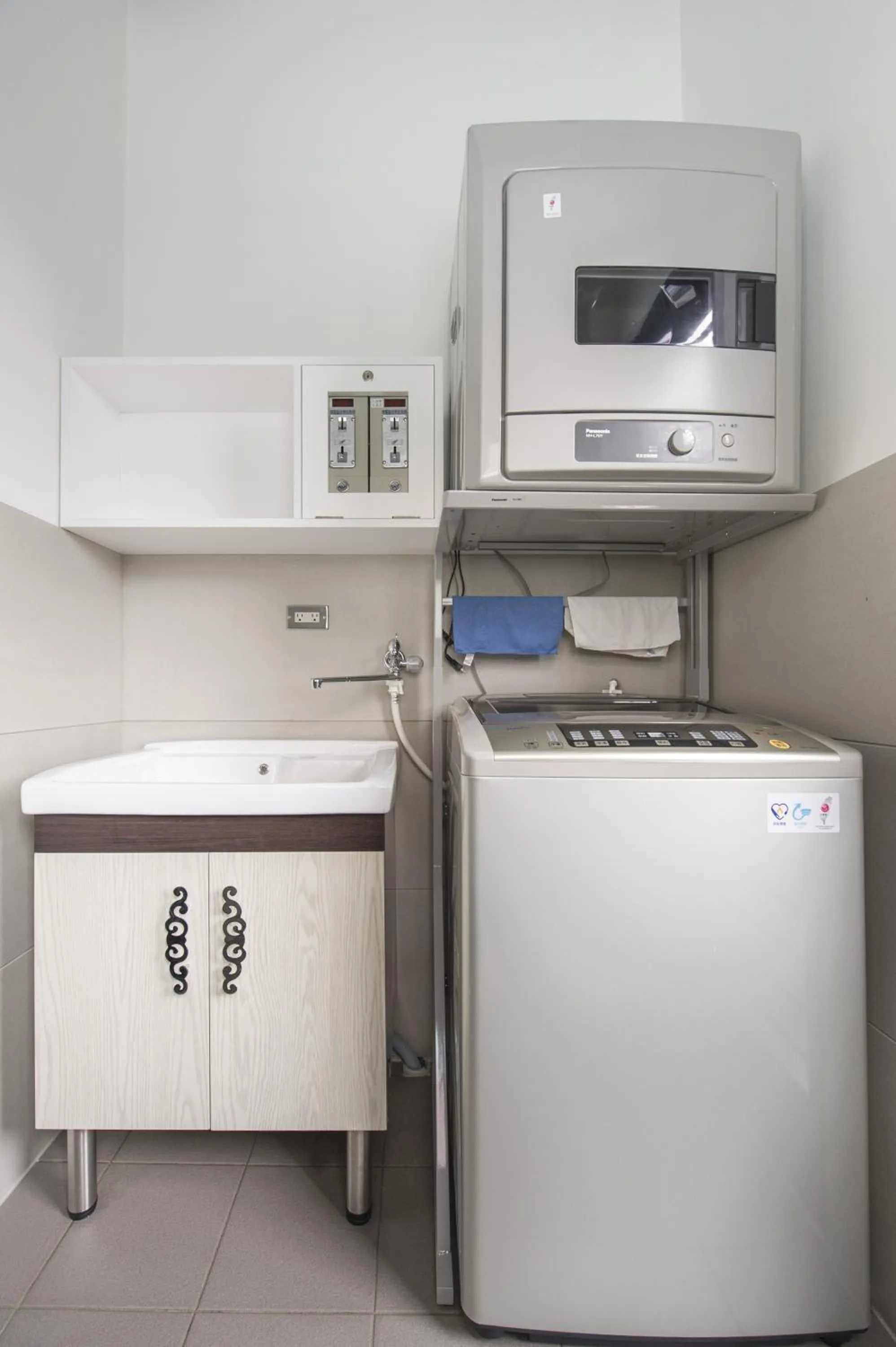 Property building in OX Suites