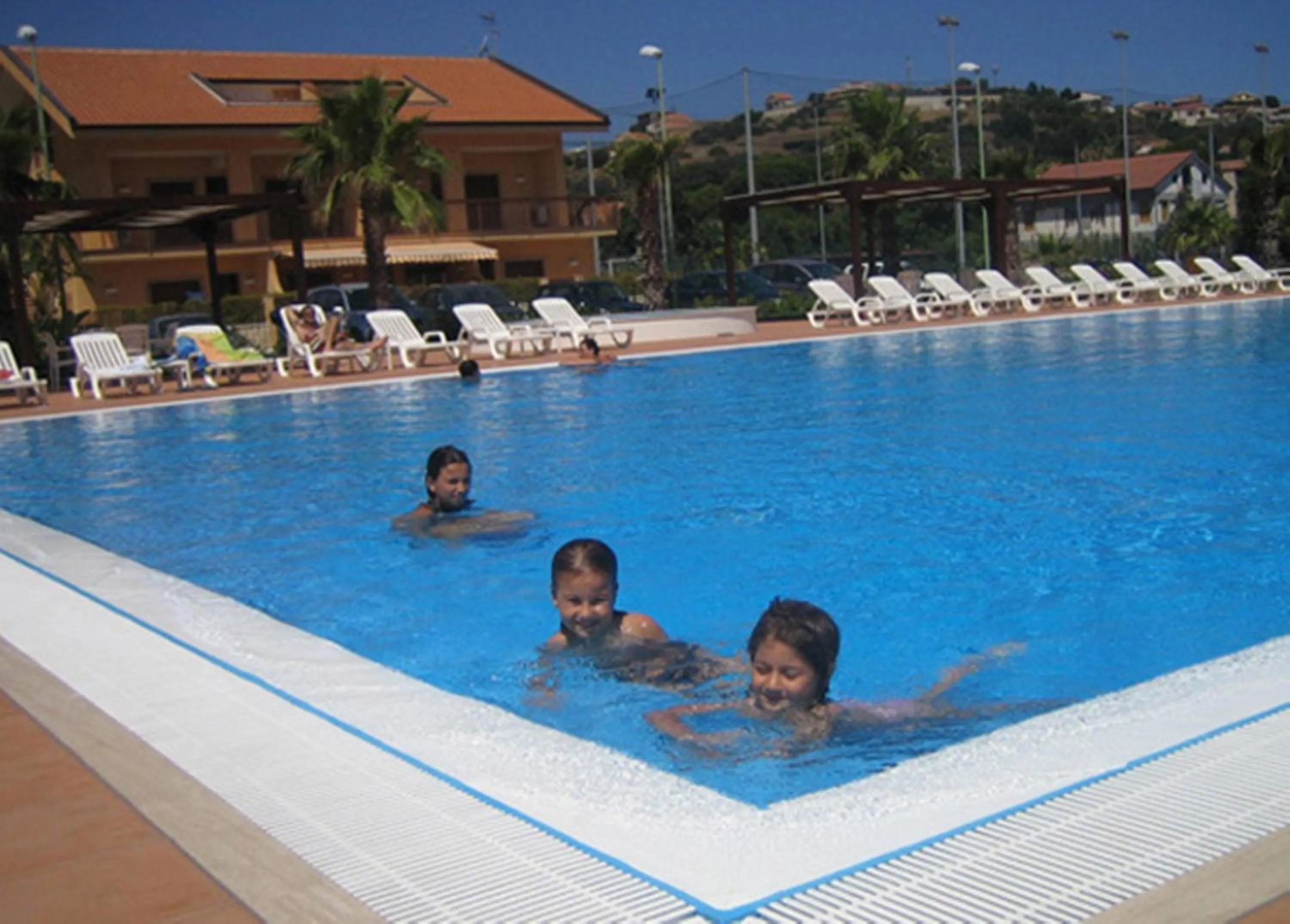 Swimming pool in Residence Dei Margi