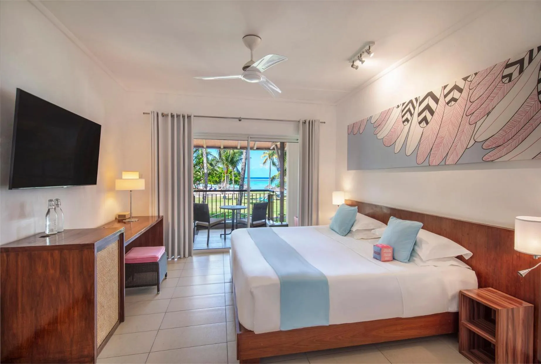 Bedroom, Bed in Tamassa Bel Ombre