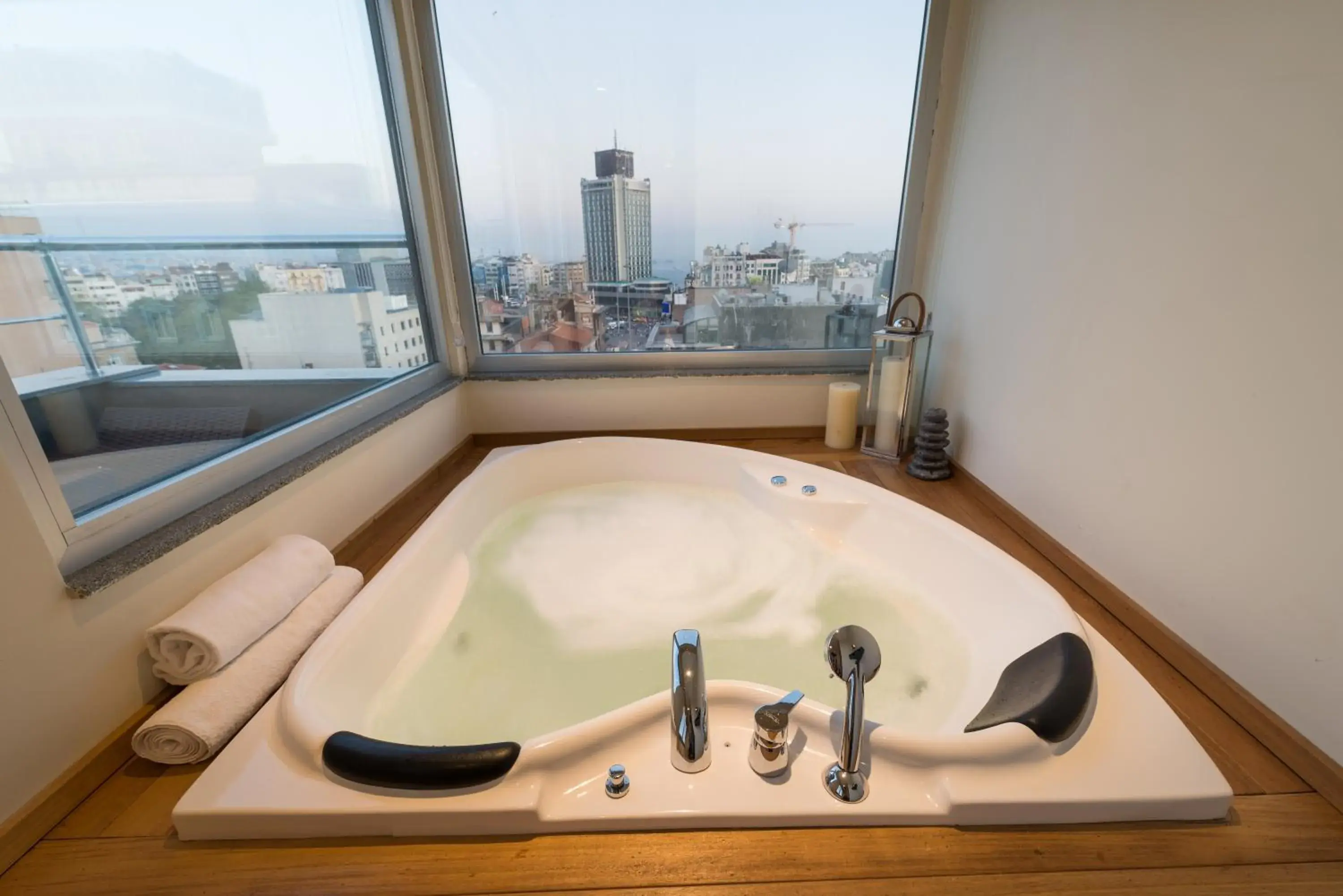 City view in Seminal Hotel Taksim City view in Seminal Hotel Taksim