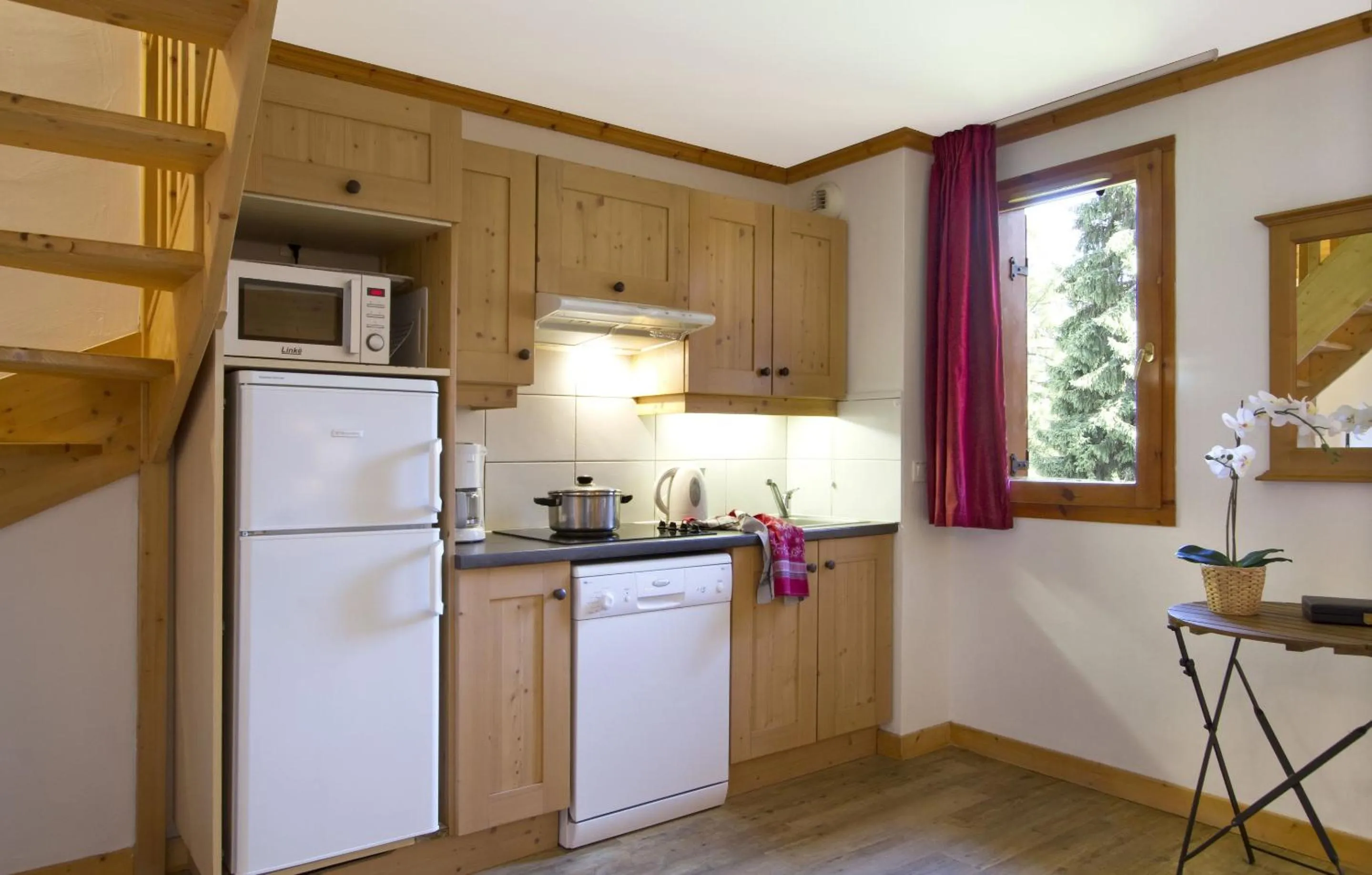 Kitchen or kitchenette in Résidence Odalys Les Belles Roches