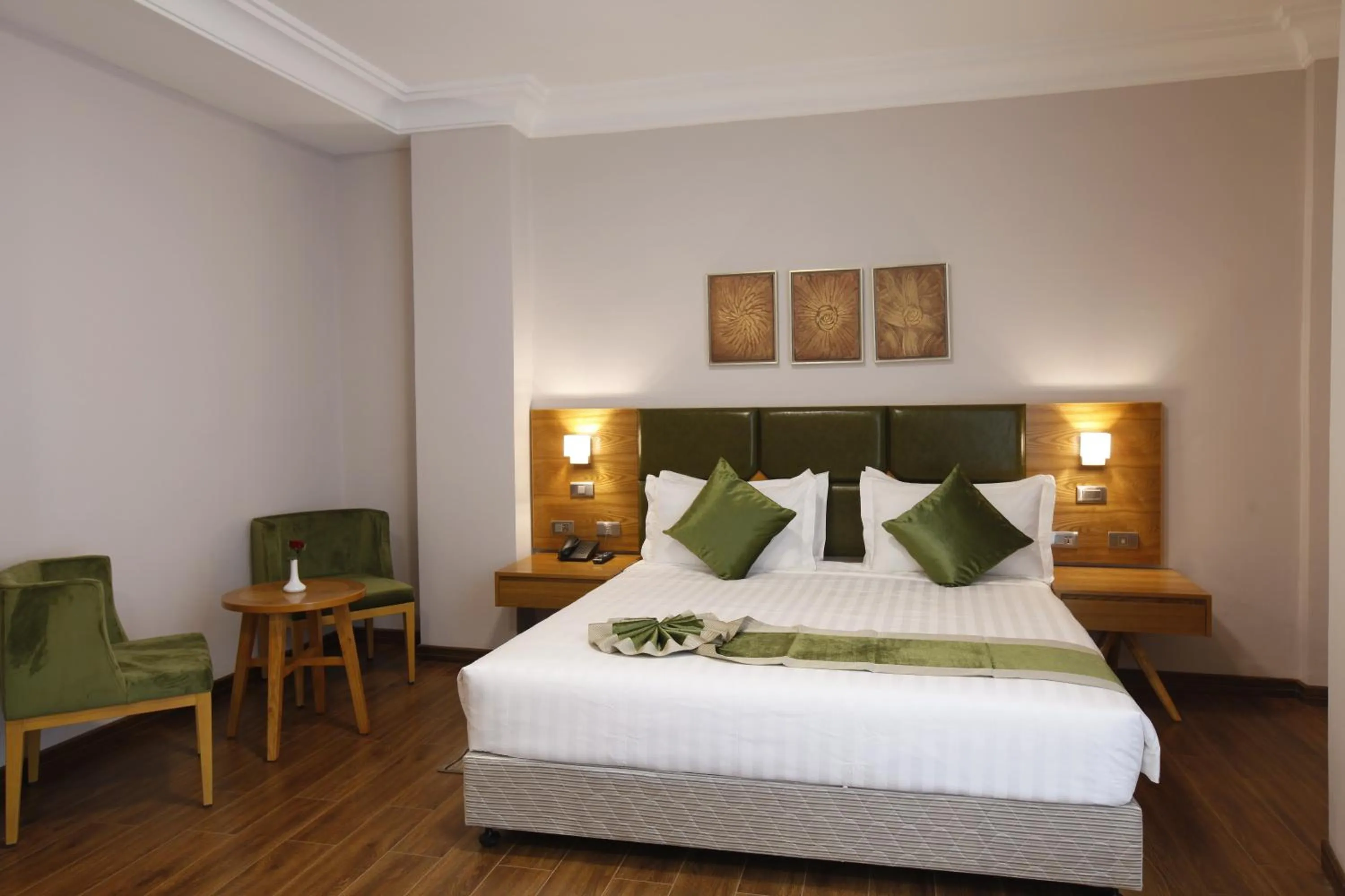 Photo of the whole room, Bed in Sabon Hotel