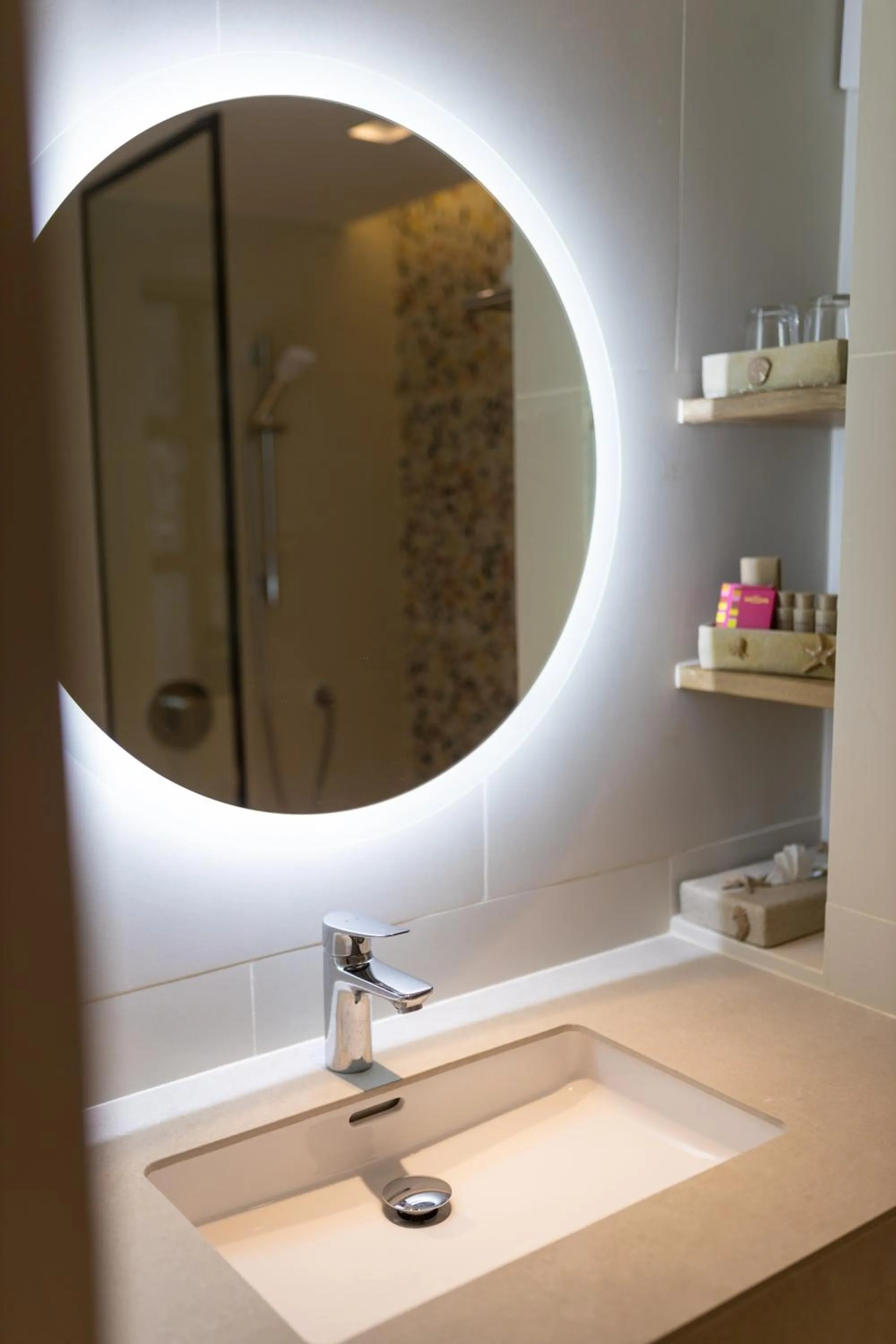 Shower in Baan Samui Resort - SHA Extra Plus