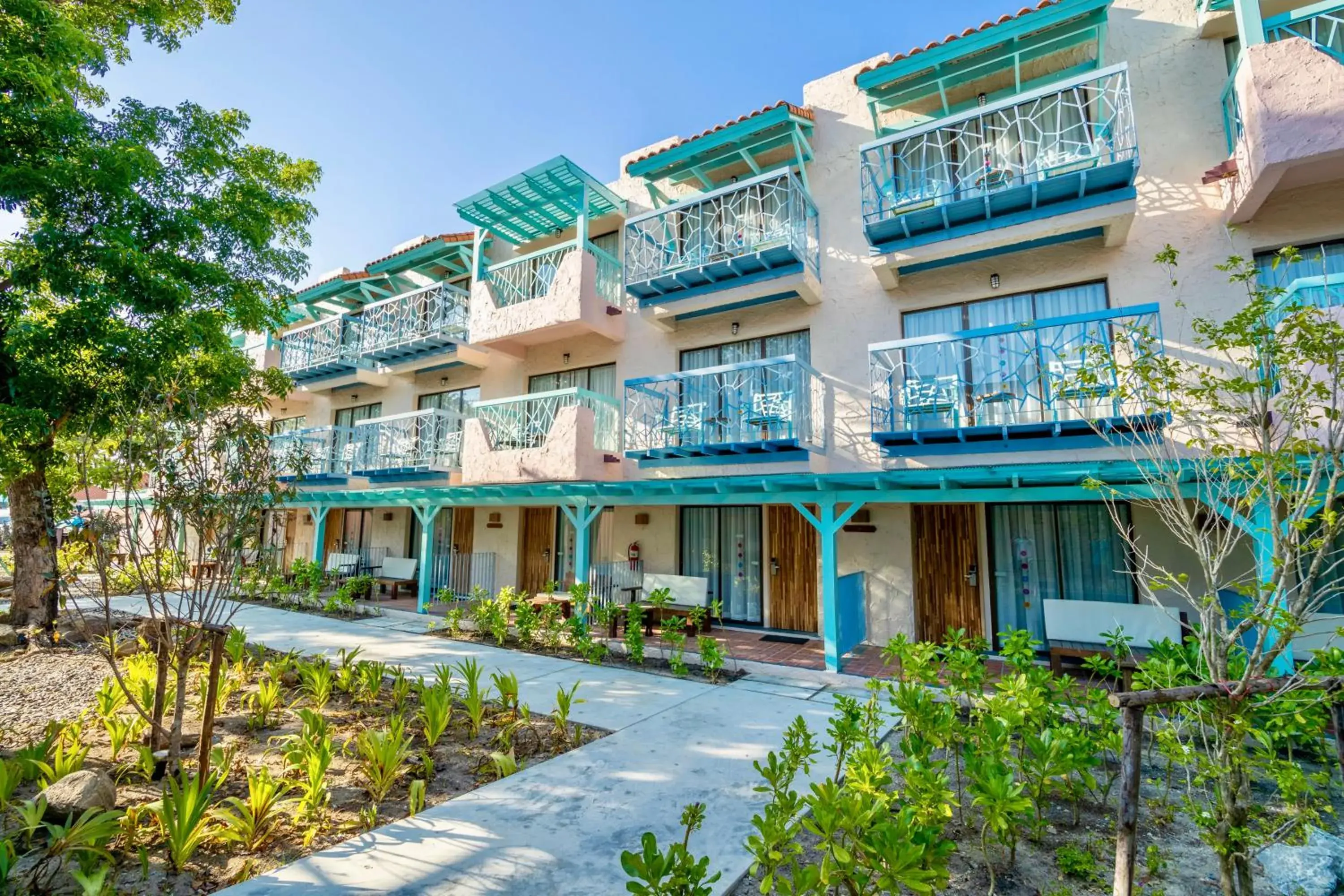 Property building in Baan Samui Resort - SHA Extra Plus Property building in Baan Samui Resort - SHA Extra Plus