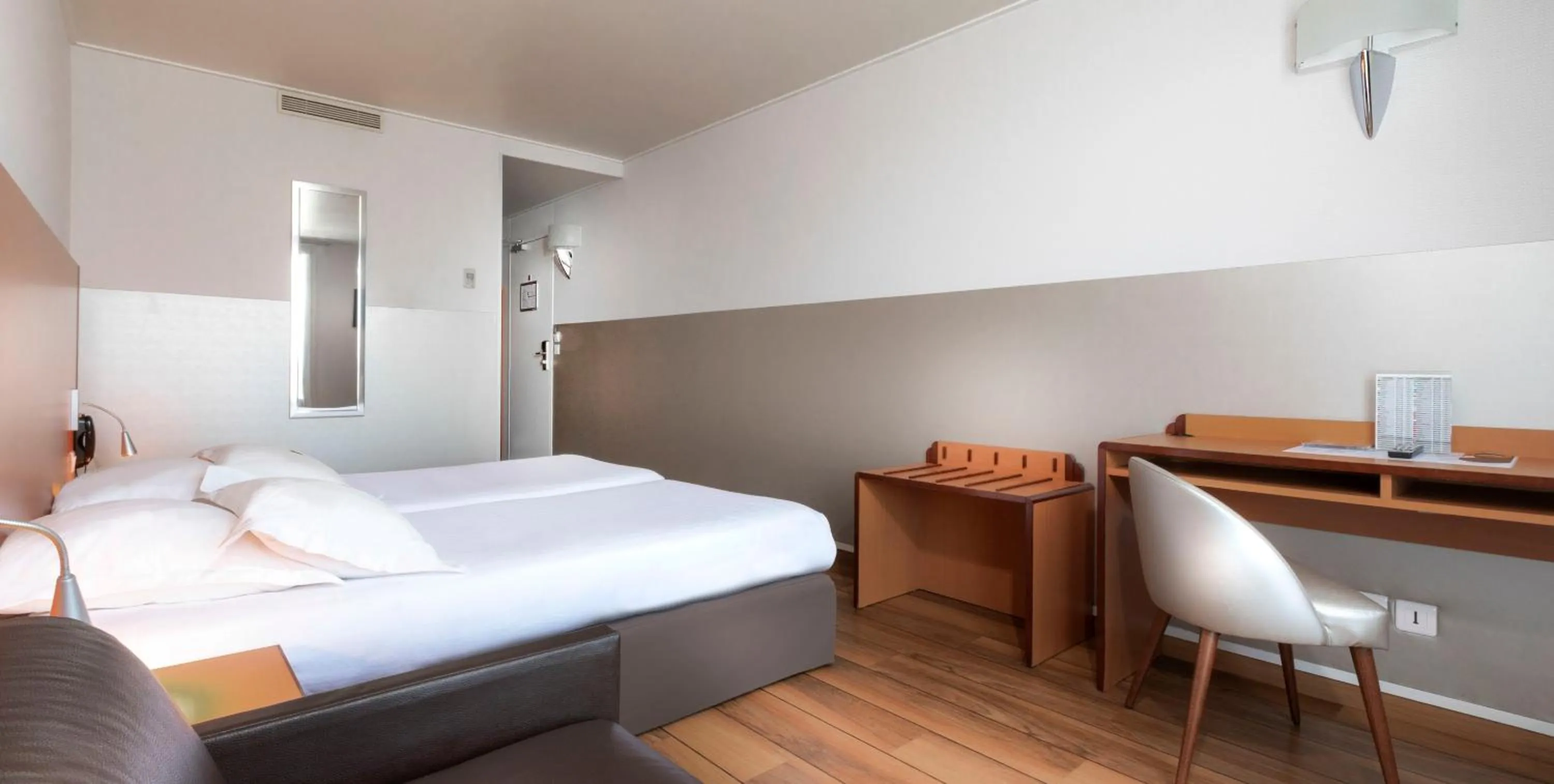 Bed in Hôtel Du Lion