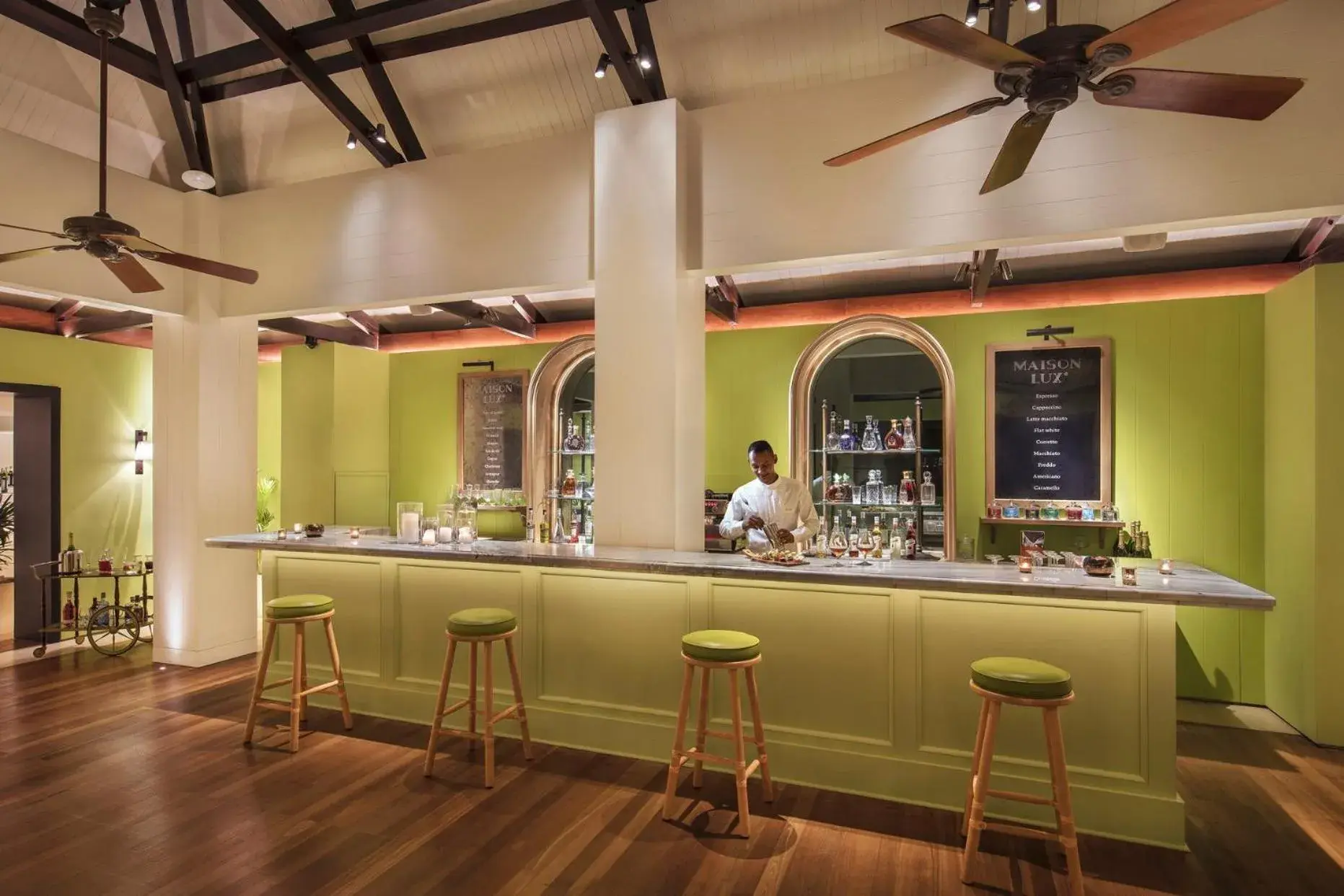 Lounge or bar in LUX* Le Morne Resort Lounge or bar in LUX* Le Morne Resort