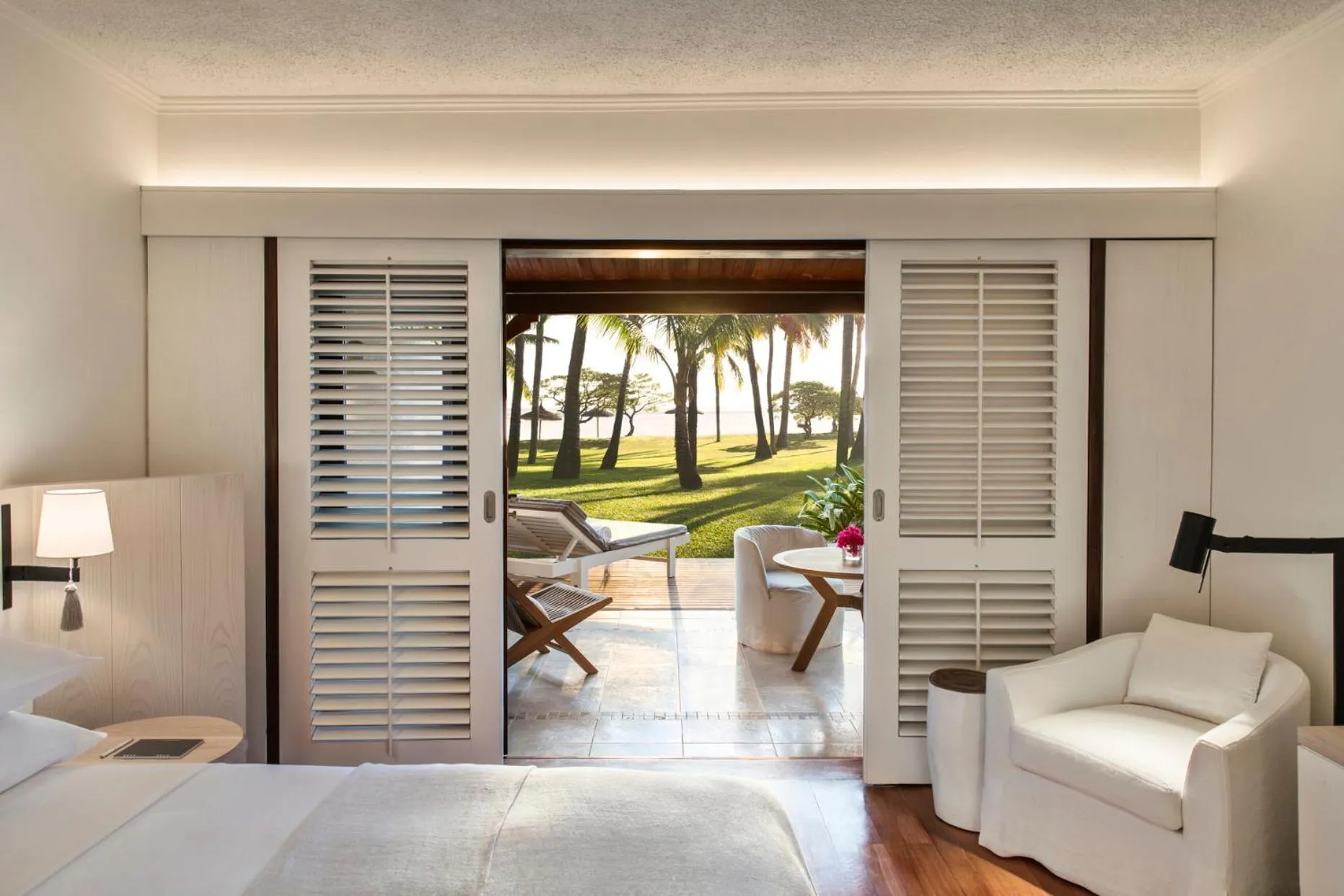 Seating area, Bed in LUX* Le Morne Resort