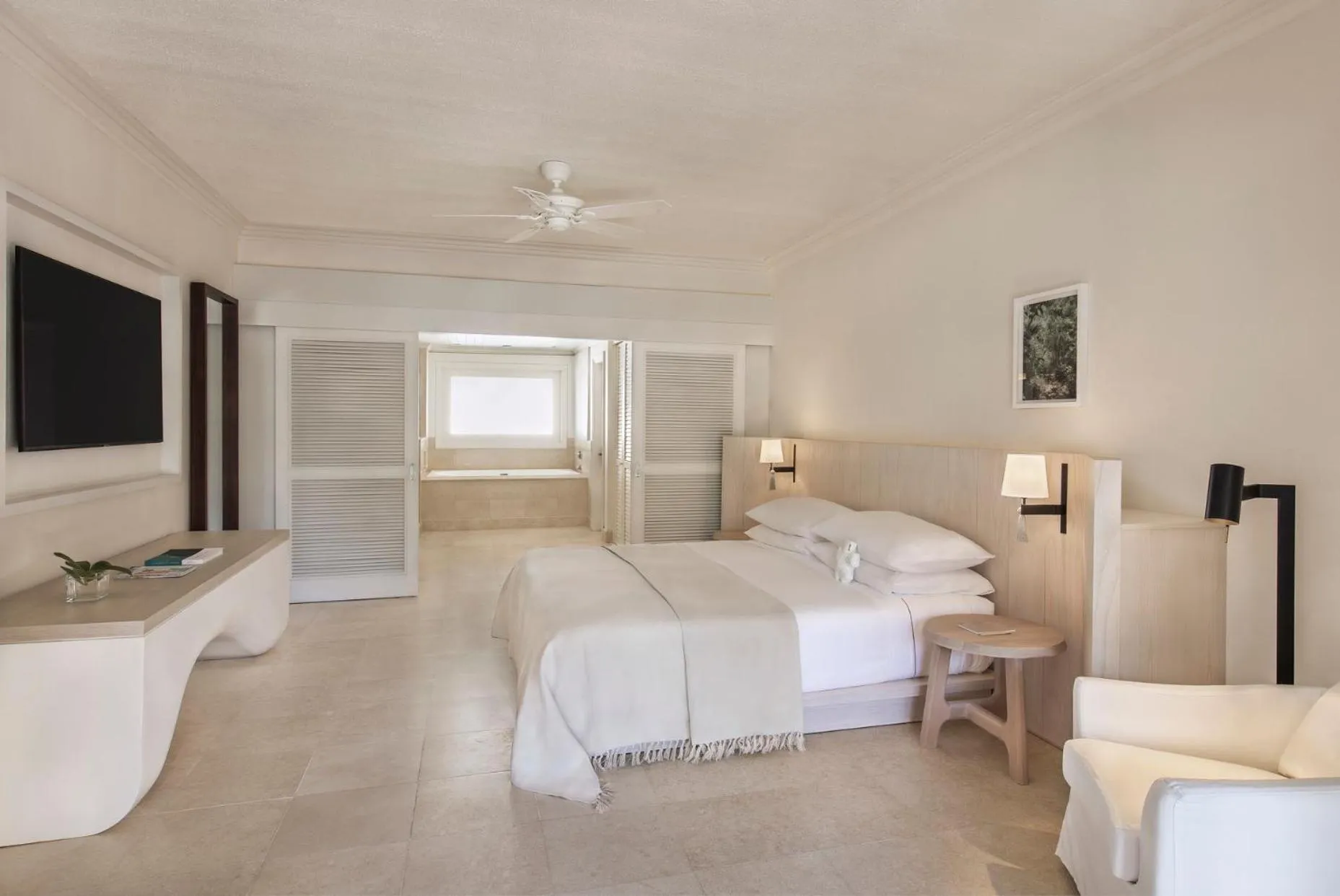Bedroom, Bed in LUX* Le Morne Resort