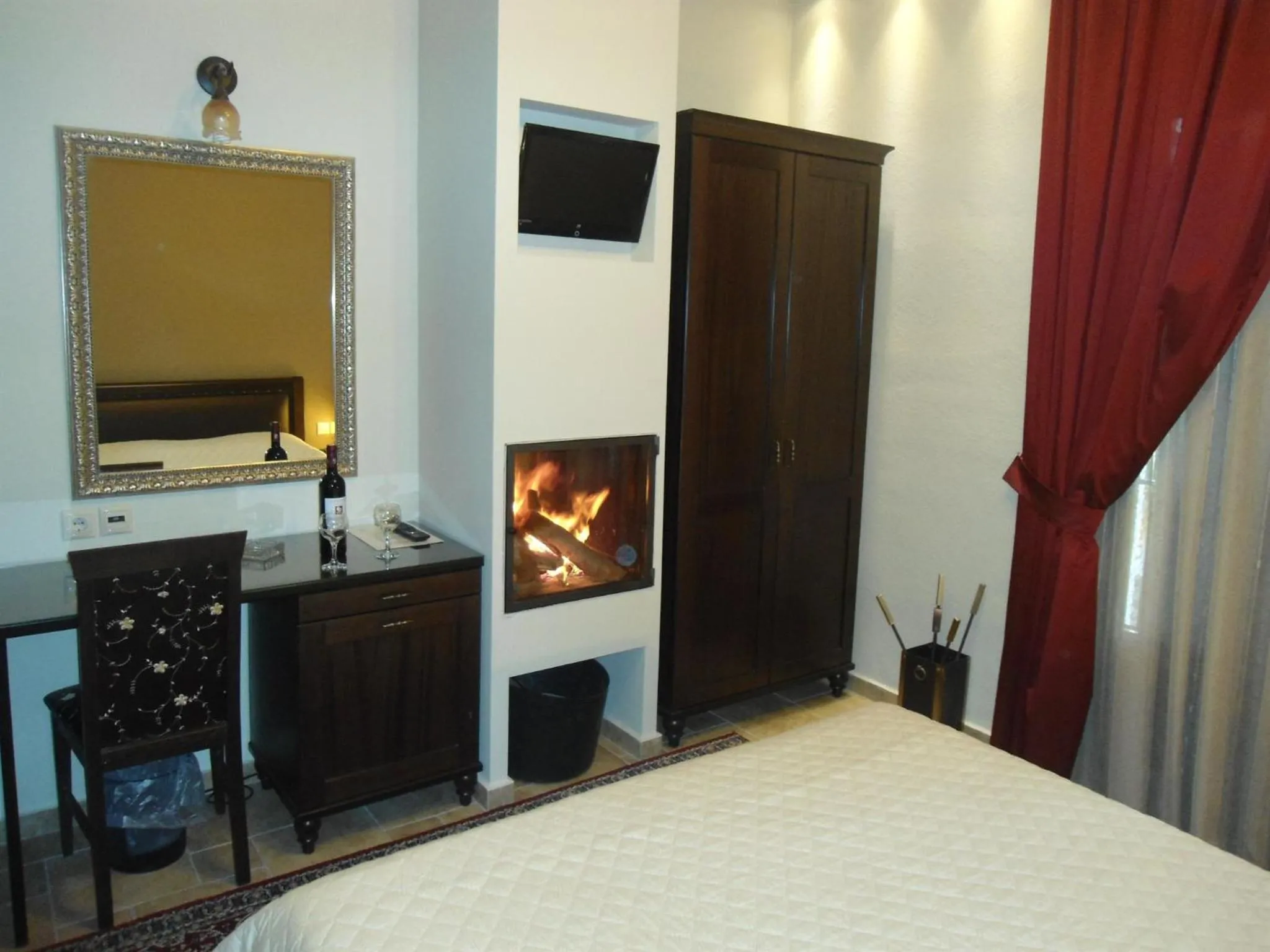 Decorative detail, Bed in Hotel Filoxenia