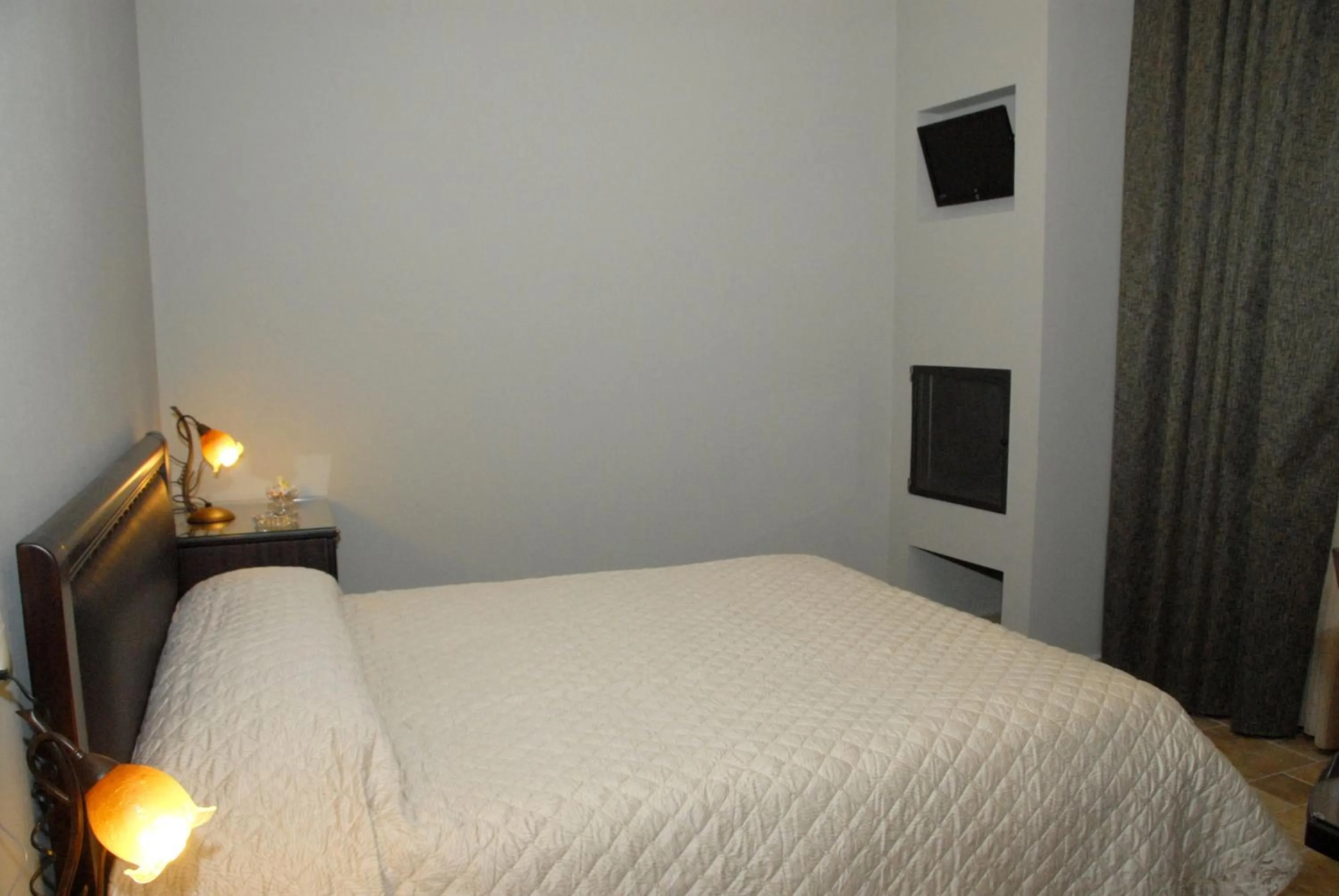 Bed in Hotel Filoxenia