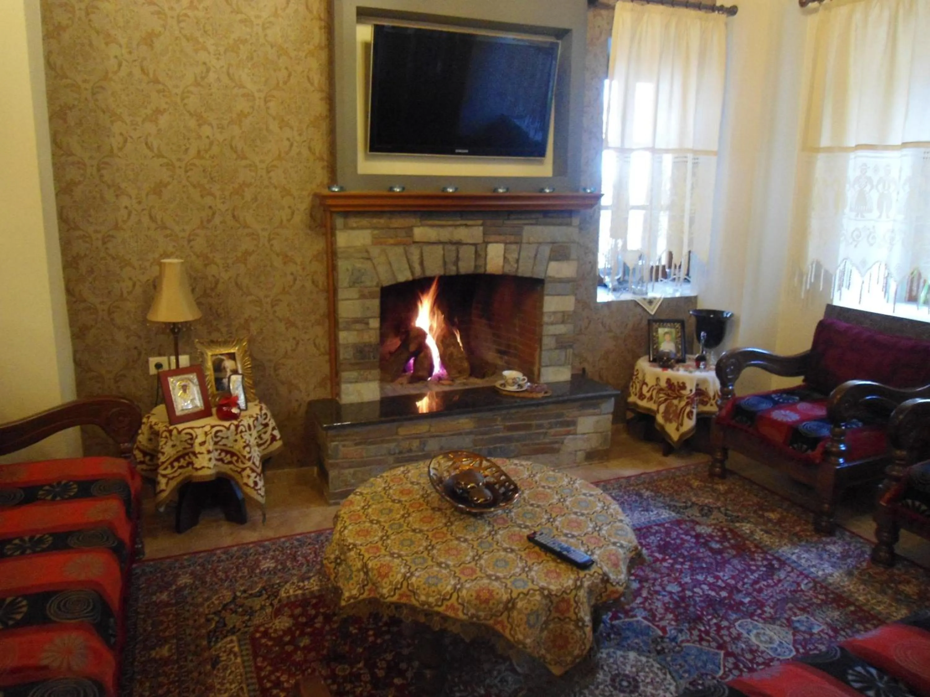 Lounge or bar in Hotel Filoxenia