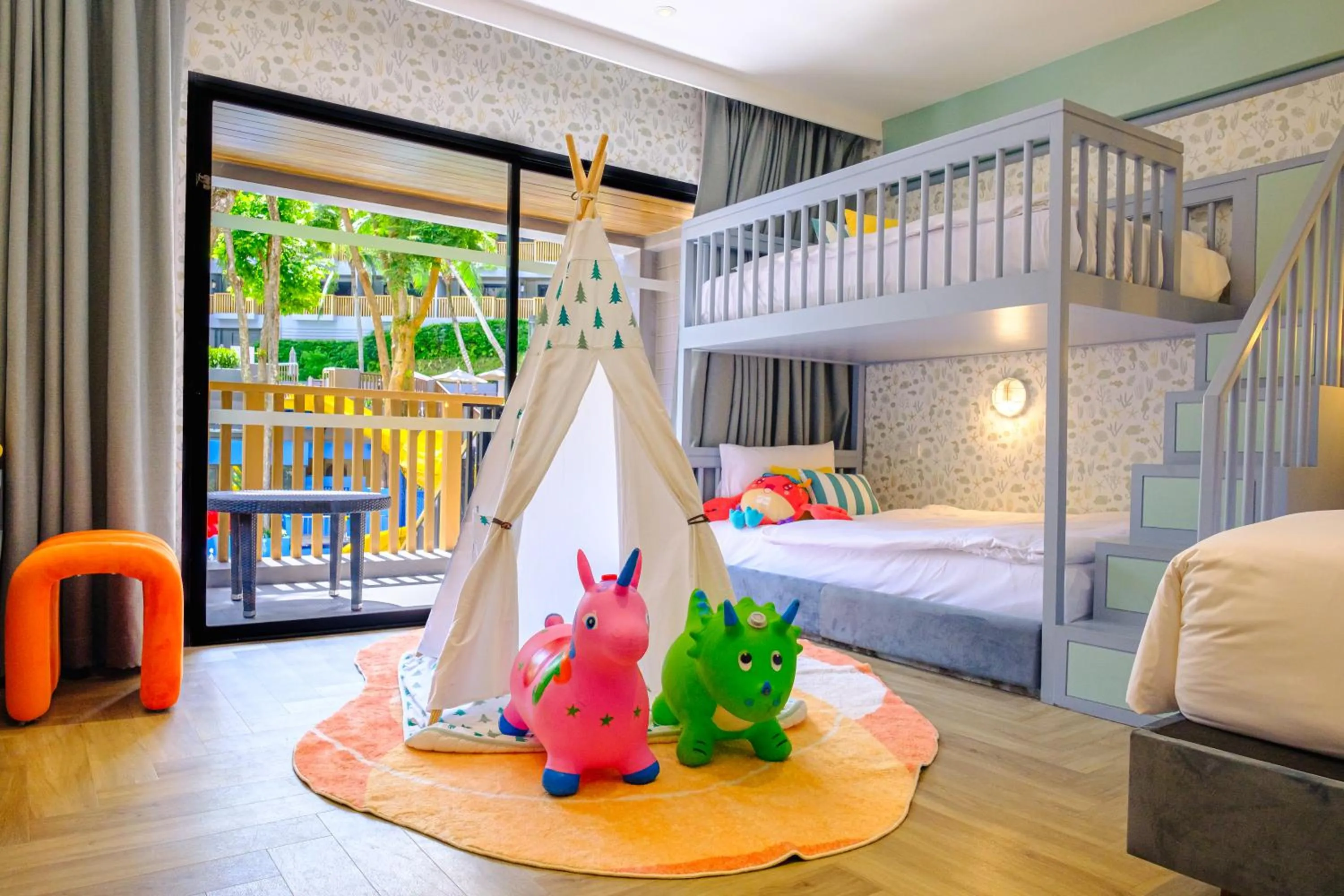 Photo of the whole room, Bed in Holiday Inn Resort Krabi Ao Nang Beach by IHG