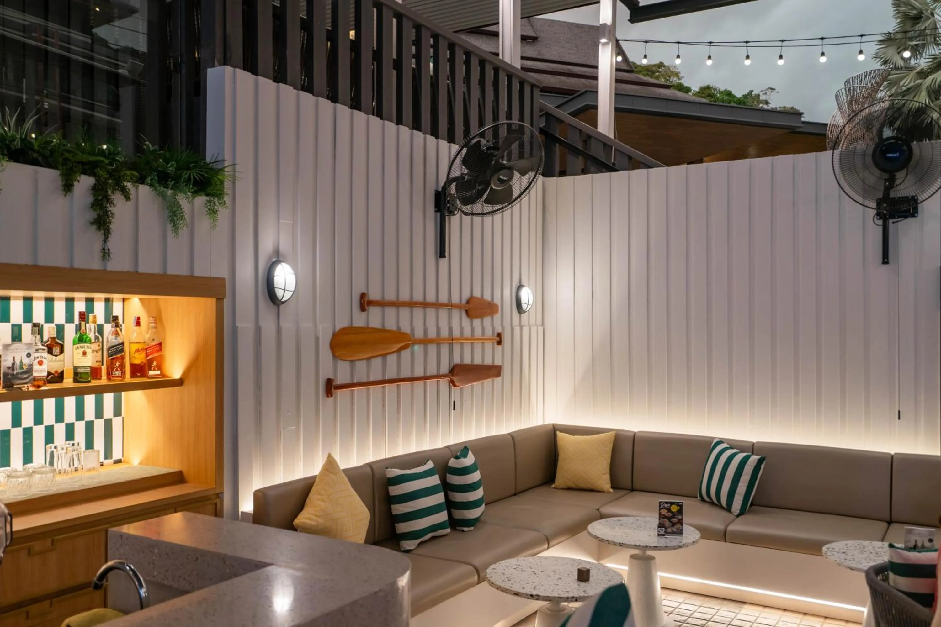 Restaurant/places to eat in Holiday Inn Resort Krabi Ao Nang Beach by IHG