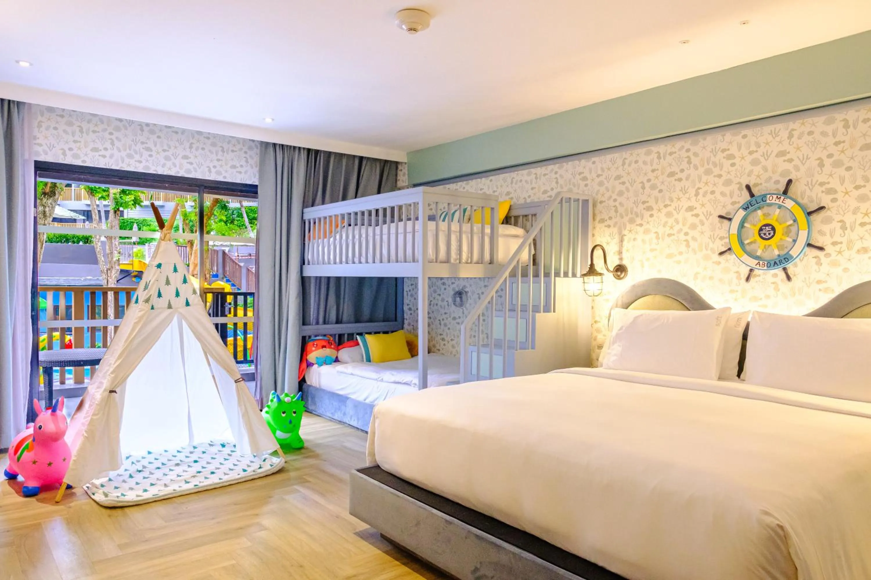 Family, Bed in Holiday Inn Resort Krabi Ao Nang Beach by IHG