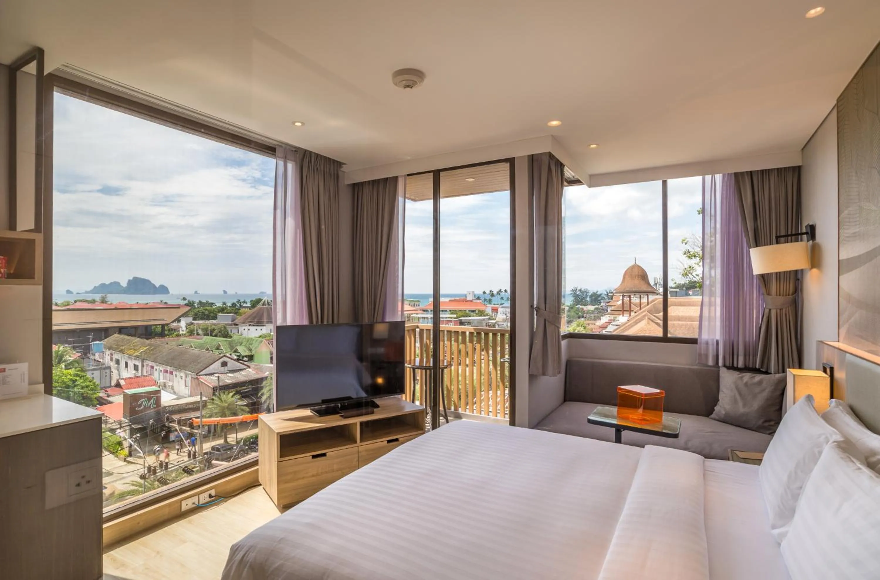 Standard King Room with Balcony and Sea View in Holiday Inn Resort Krabi Ao Nang Beach by IHG