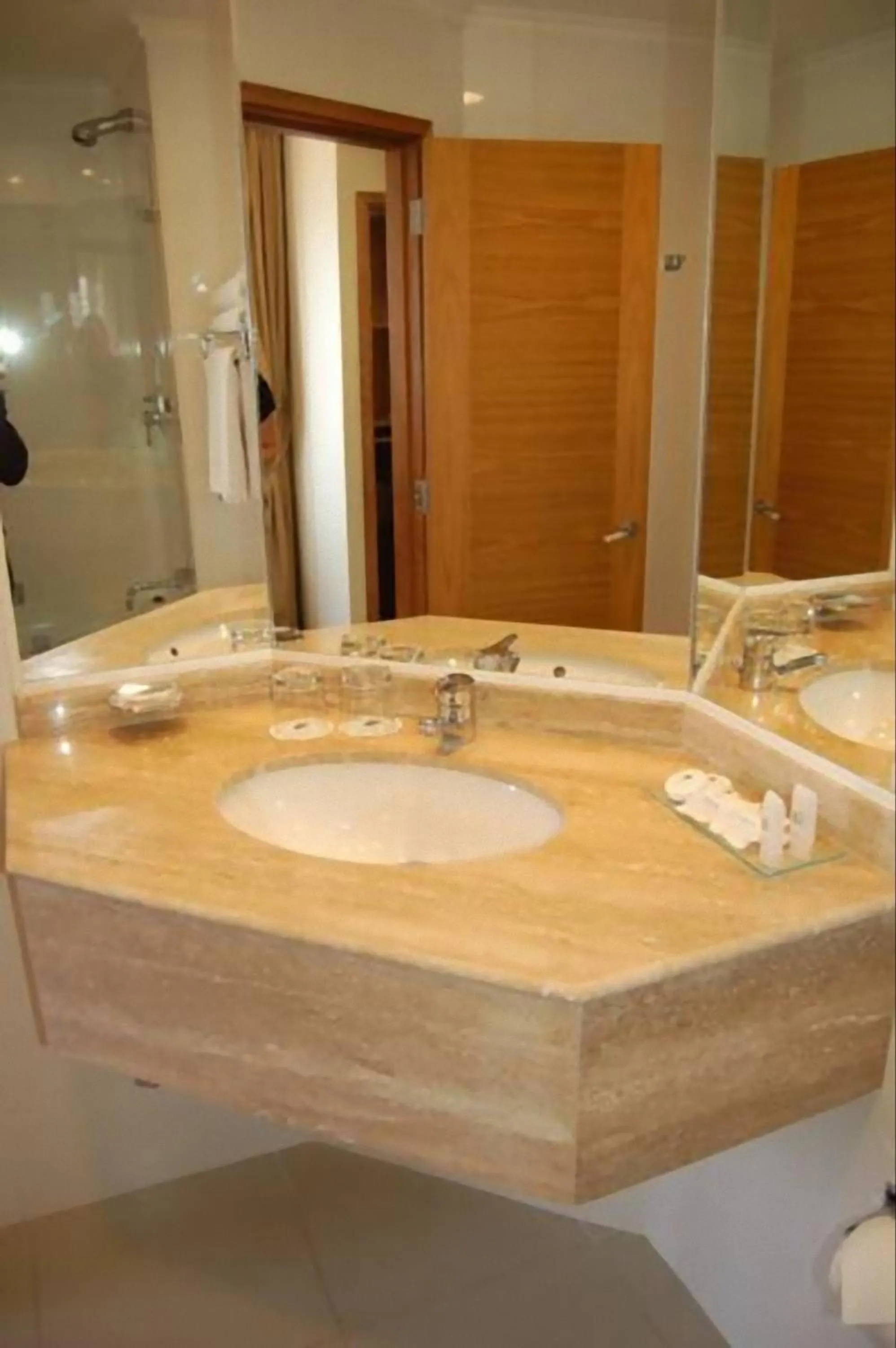 Bathroom in Hotel Diego De Almagro Arica