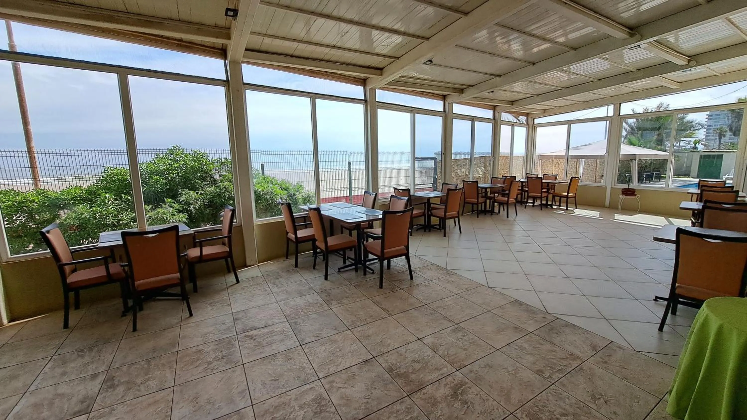 Restaurant/places to eat in Hotel Diego De Almagro Arica