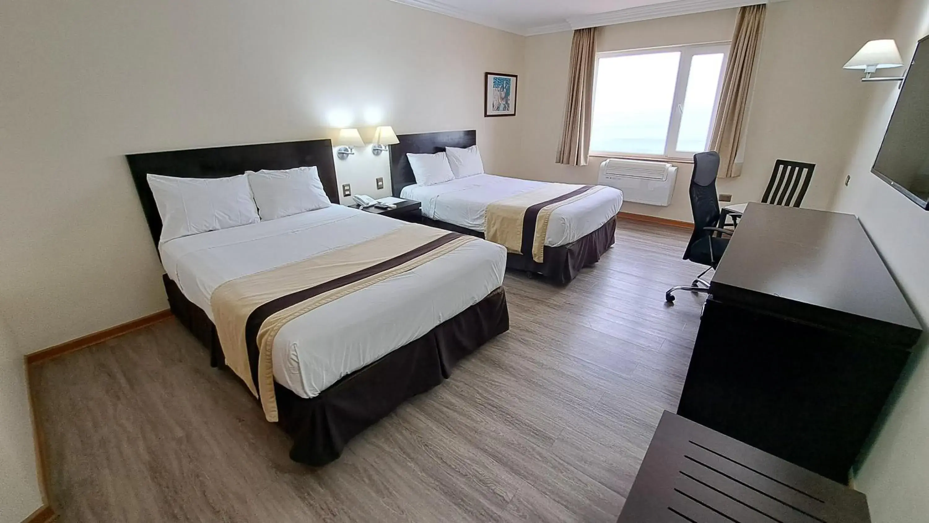 Twin Room with Sea View - single occupancy in Hotel Diego De Almagro Arica Twin Room with Sea View - single occupancy in Hotel Diego De Almagro Arica