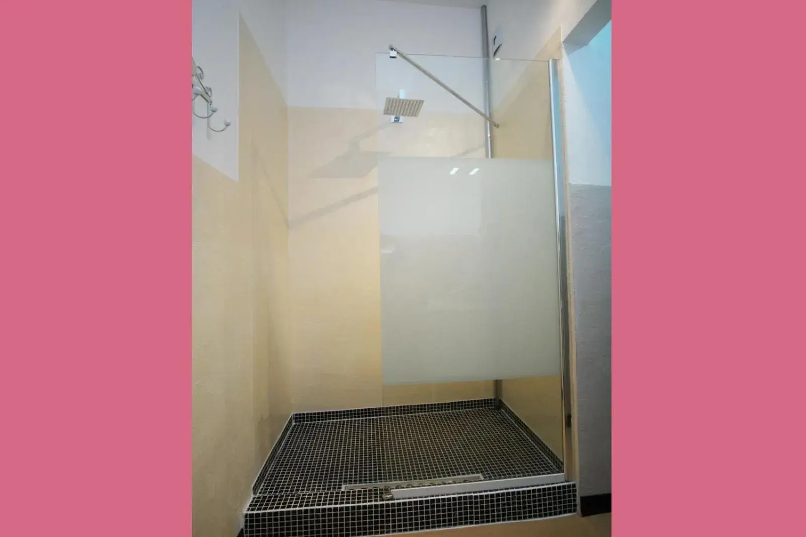 Photo of the whole room in Milano Affittacamere Photo of the whole room in Milano Affittacamere