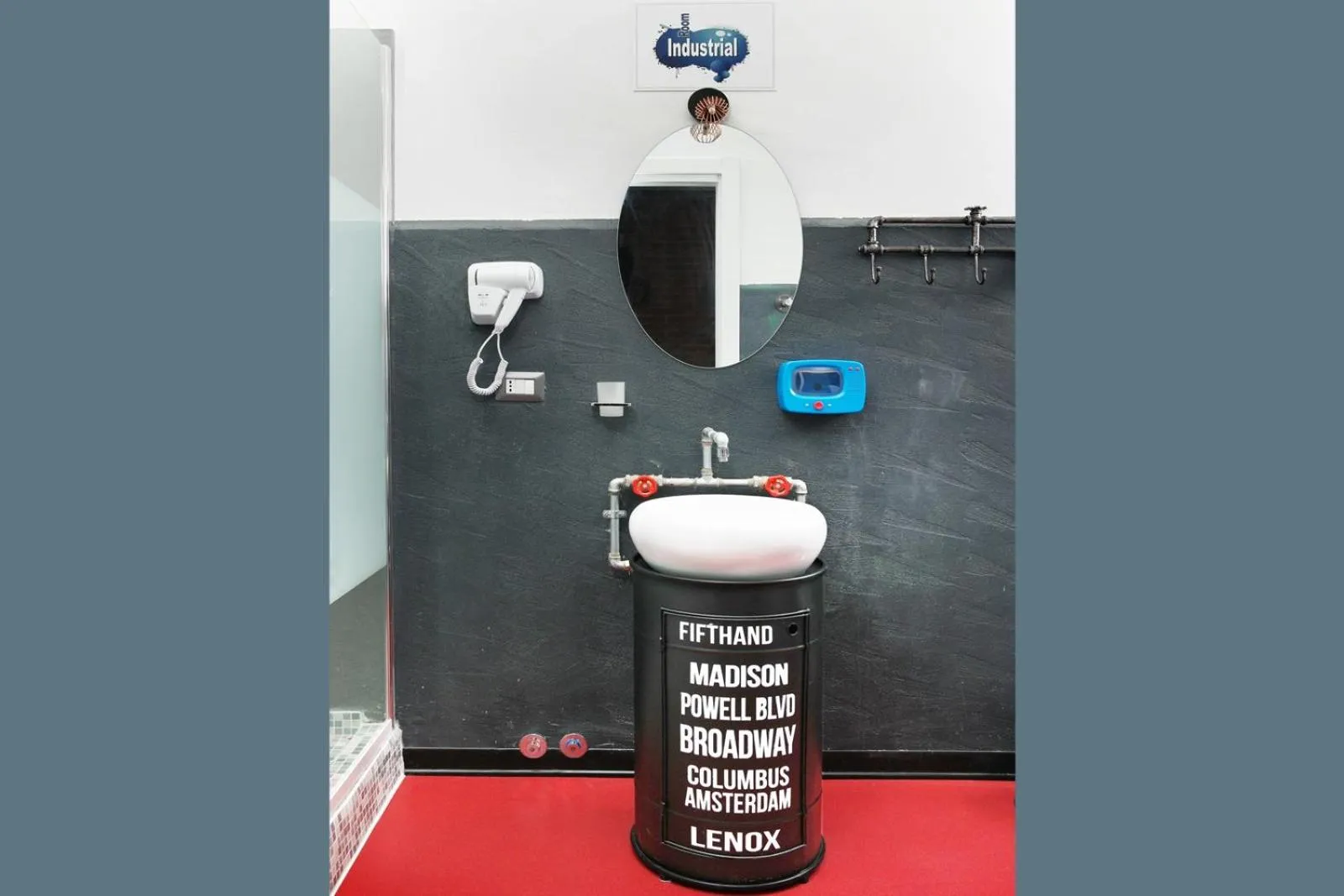 Bathroom in Milano Affittacamere