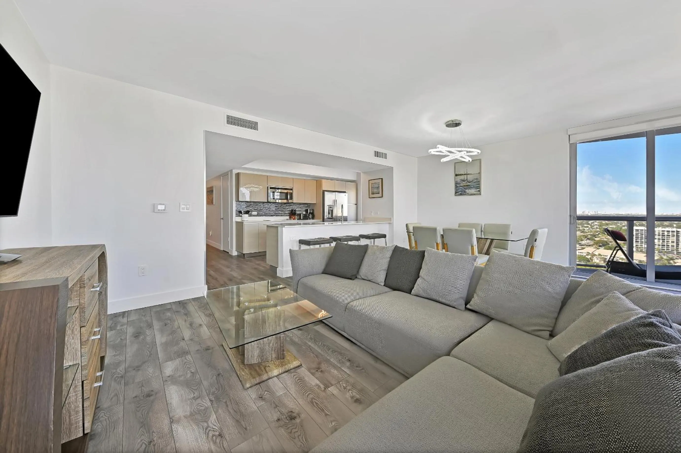 Three-Bedroom Beachwalk Resort Apartment