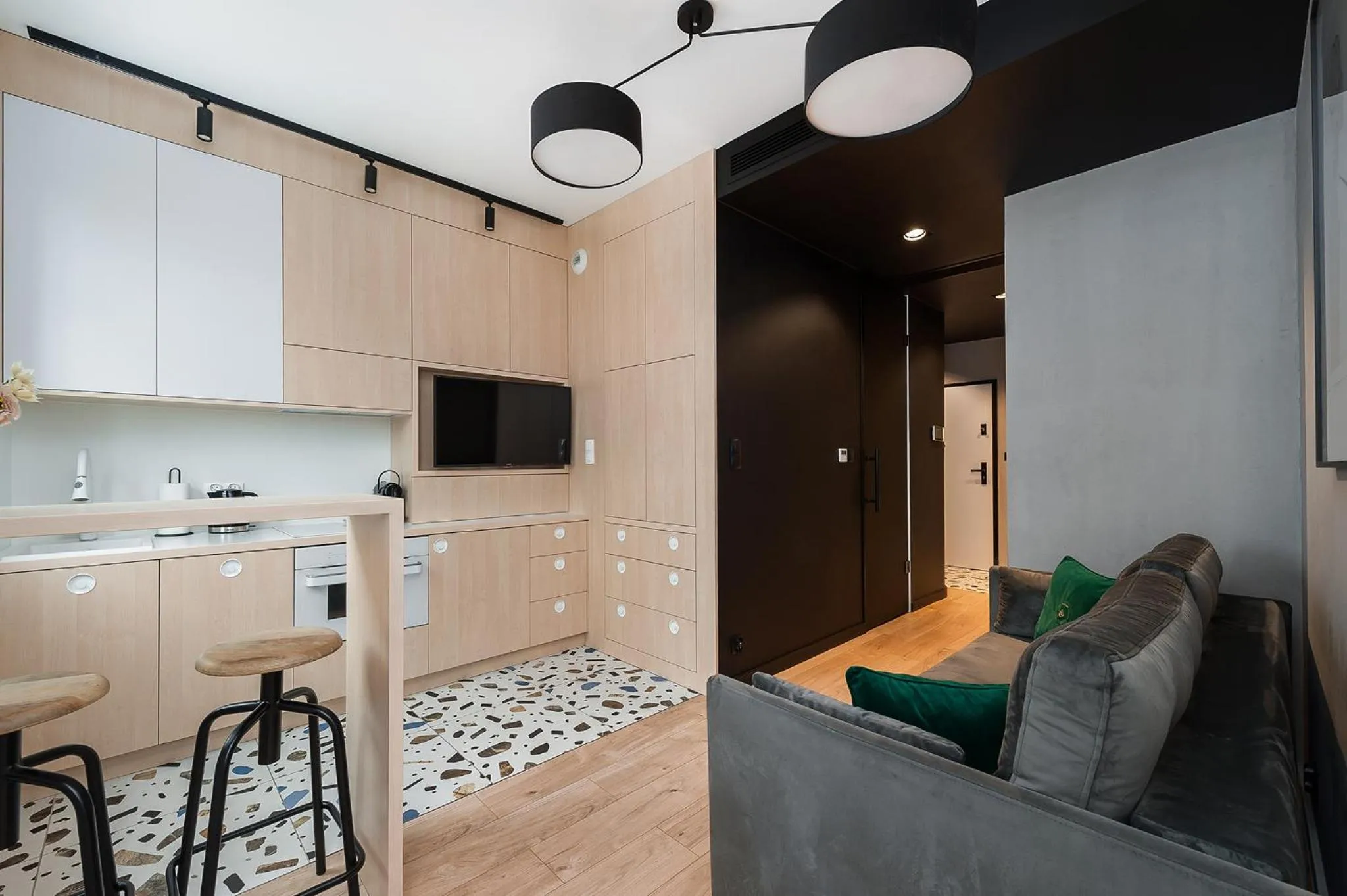 One-Bedroom Apartment - single occupancy in Bed&Bath Luxury Apartments