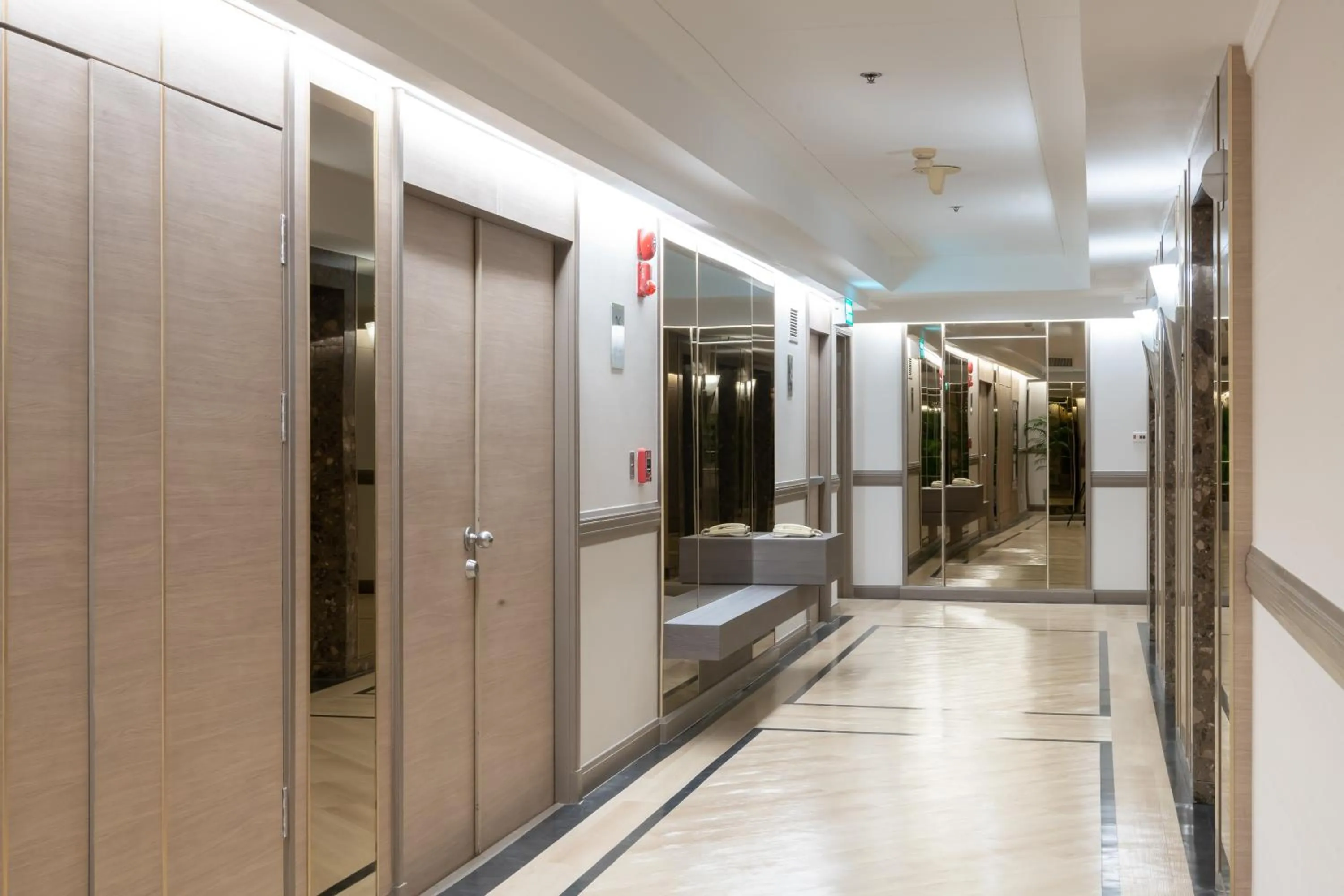 elevator in Jasmine City Hotel