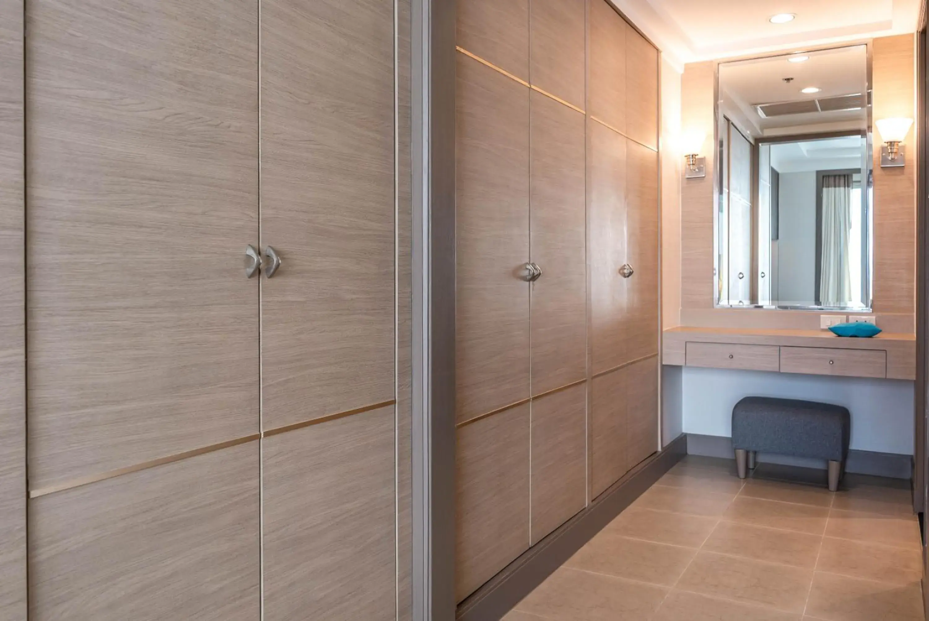 Bathroom in Jasmine City Hotel Bathroom in Jasmine City Hotel