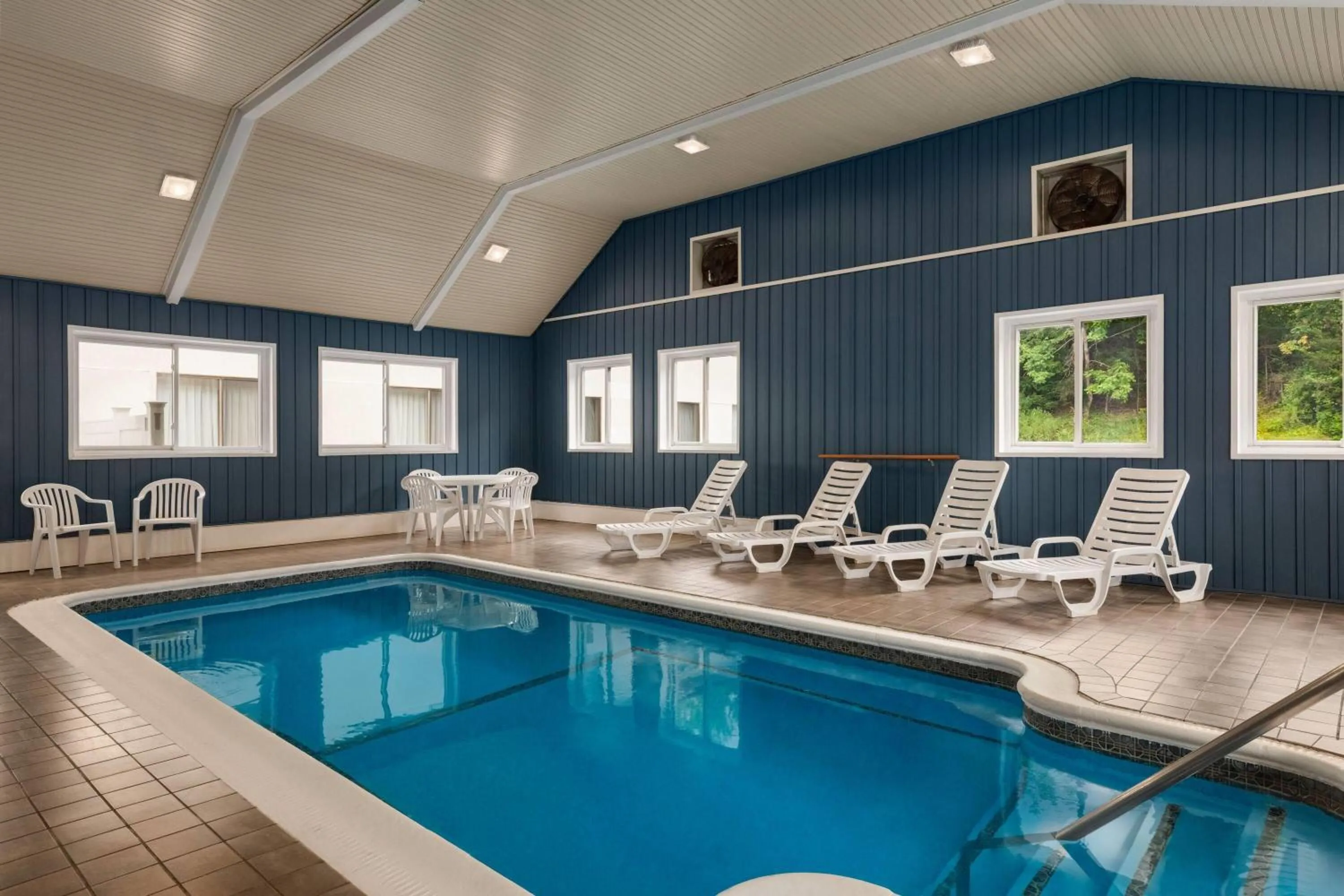 Swimming pool in Baymont by Wyndham Branford/New Haven