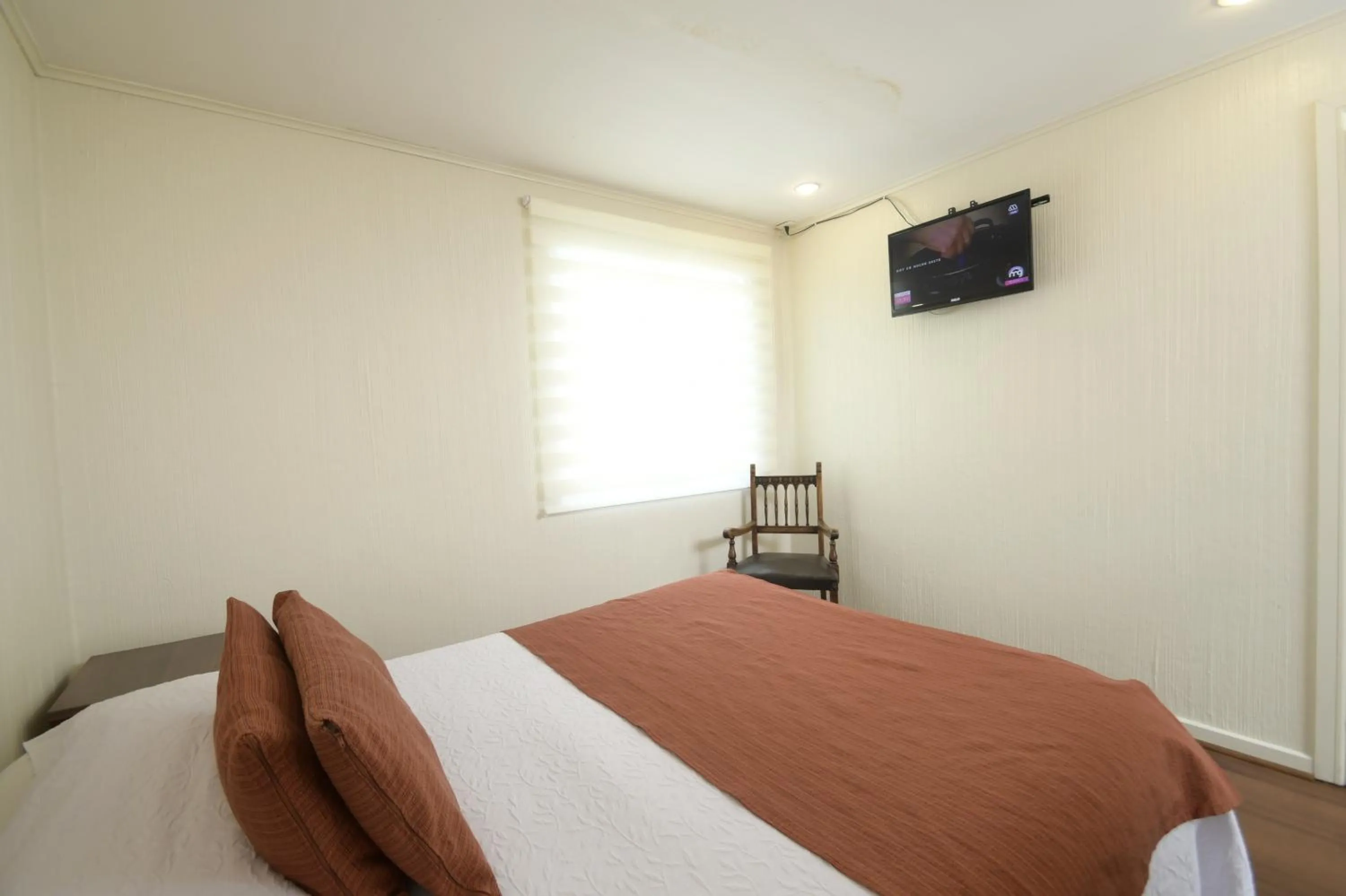 Bed in Dptos Castelar