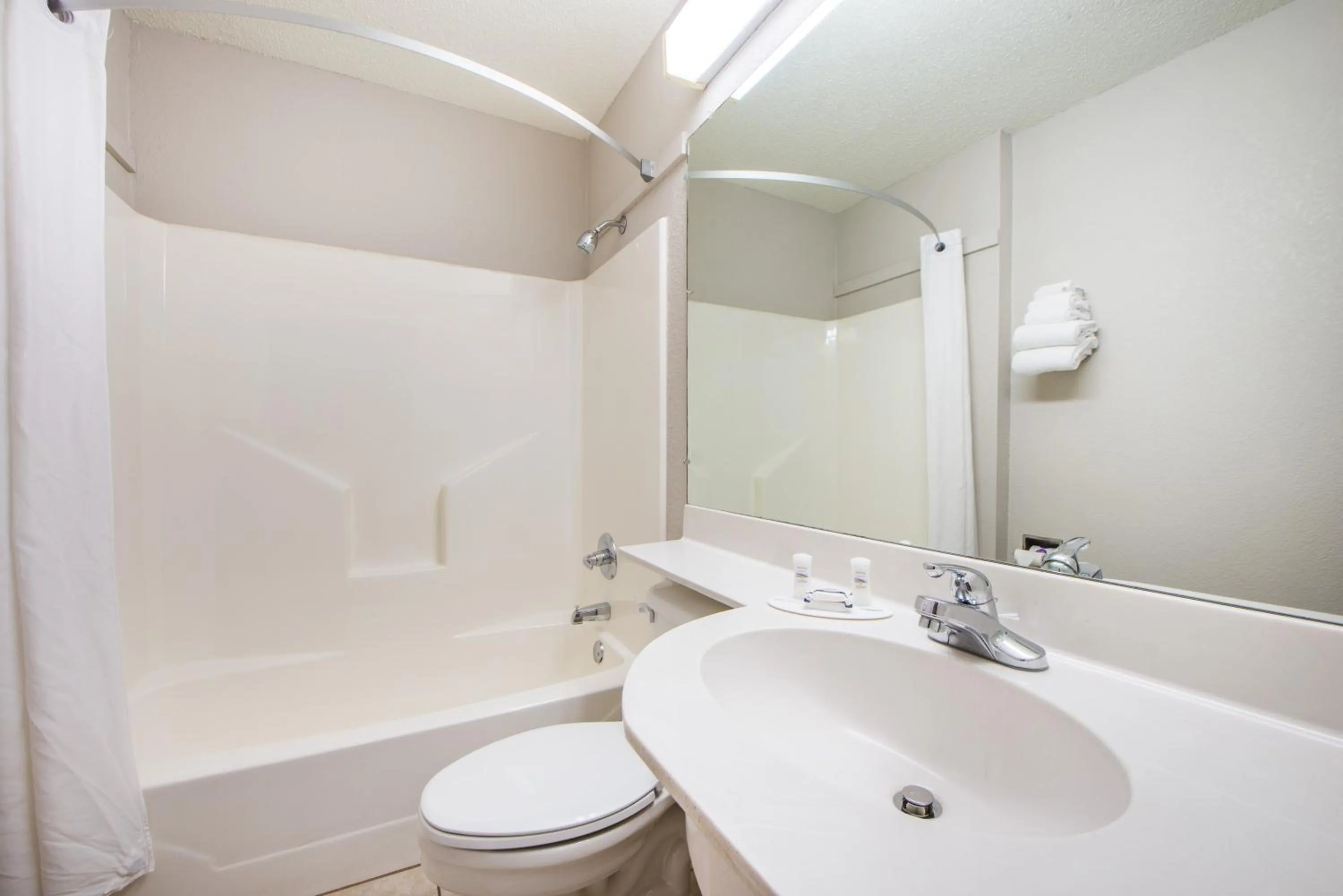 Bathroom in Microtel Inn & Suites Claremore Route 66