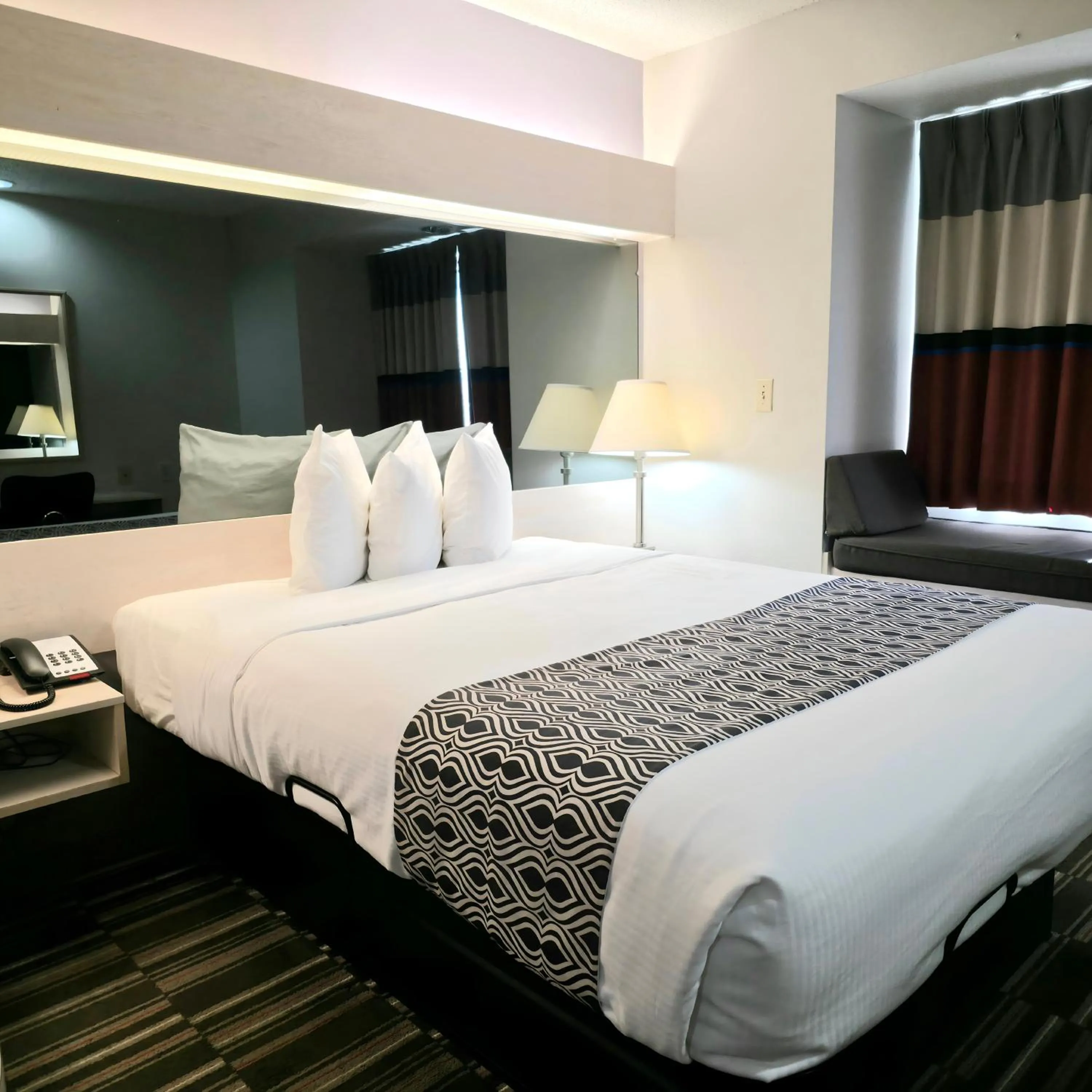 Bed in Microtel Inn & Suites Claremore Route 66